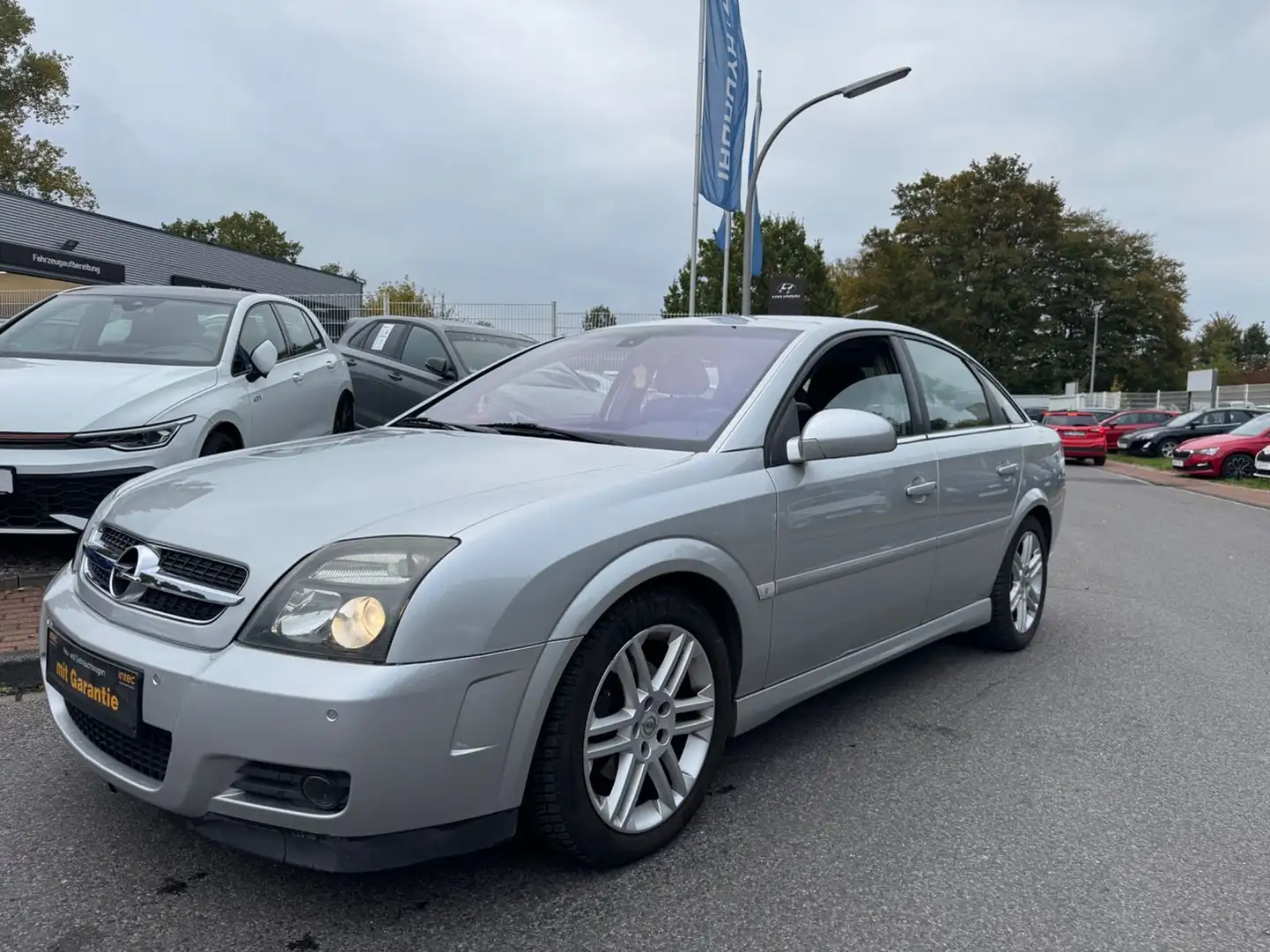 Opel Vectra 2.HD/GTS/AUTOMATIK/86TKM/KLIMAAUT/T.LEDER/ALU/PD Silber - 1