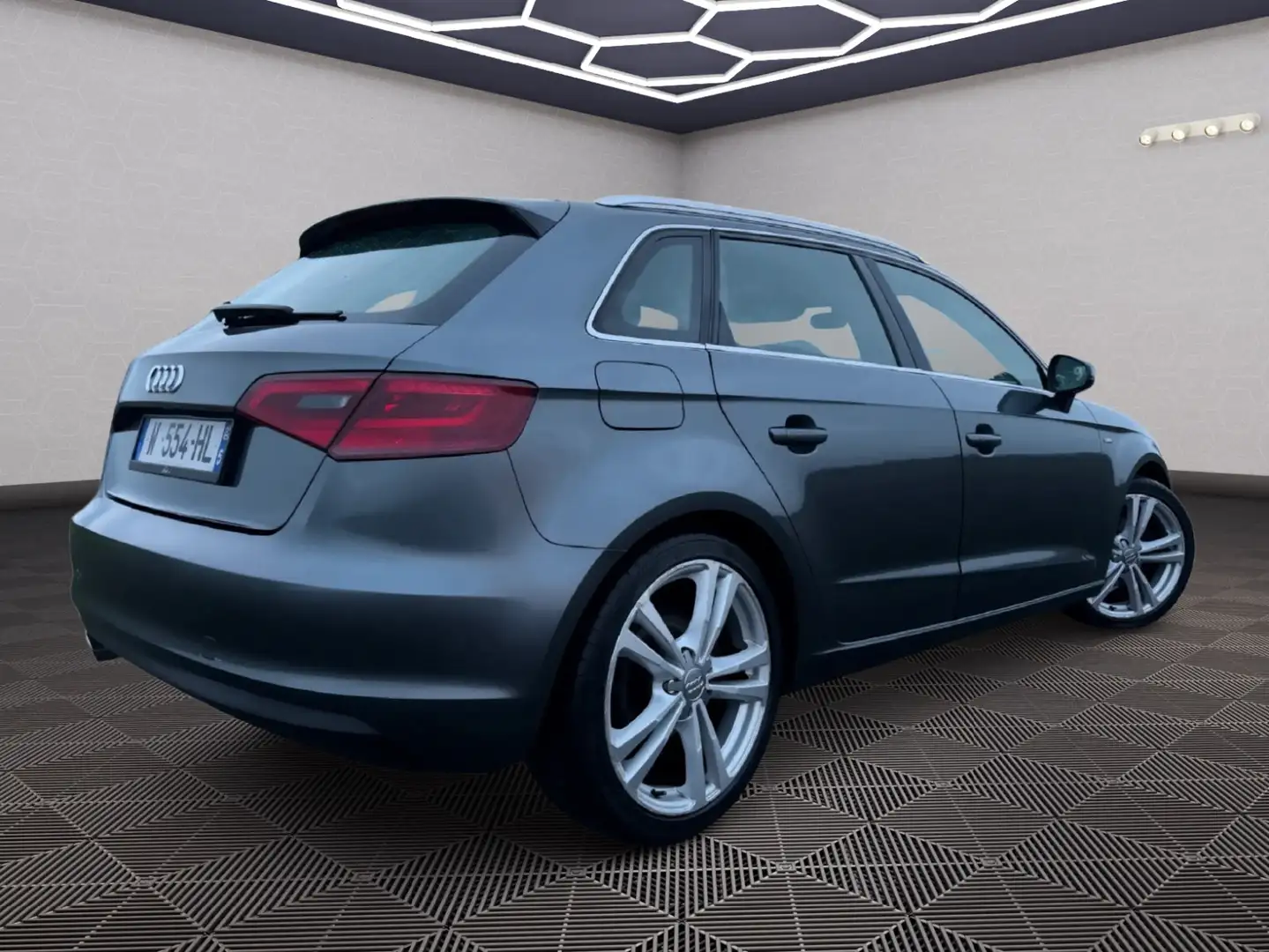 Audi A3 S line Sportpaket Gris - 2