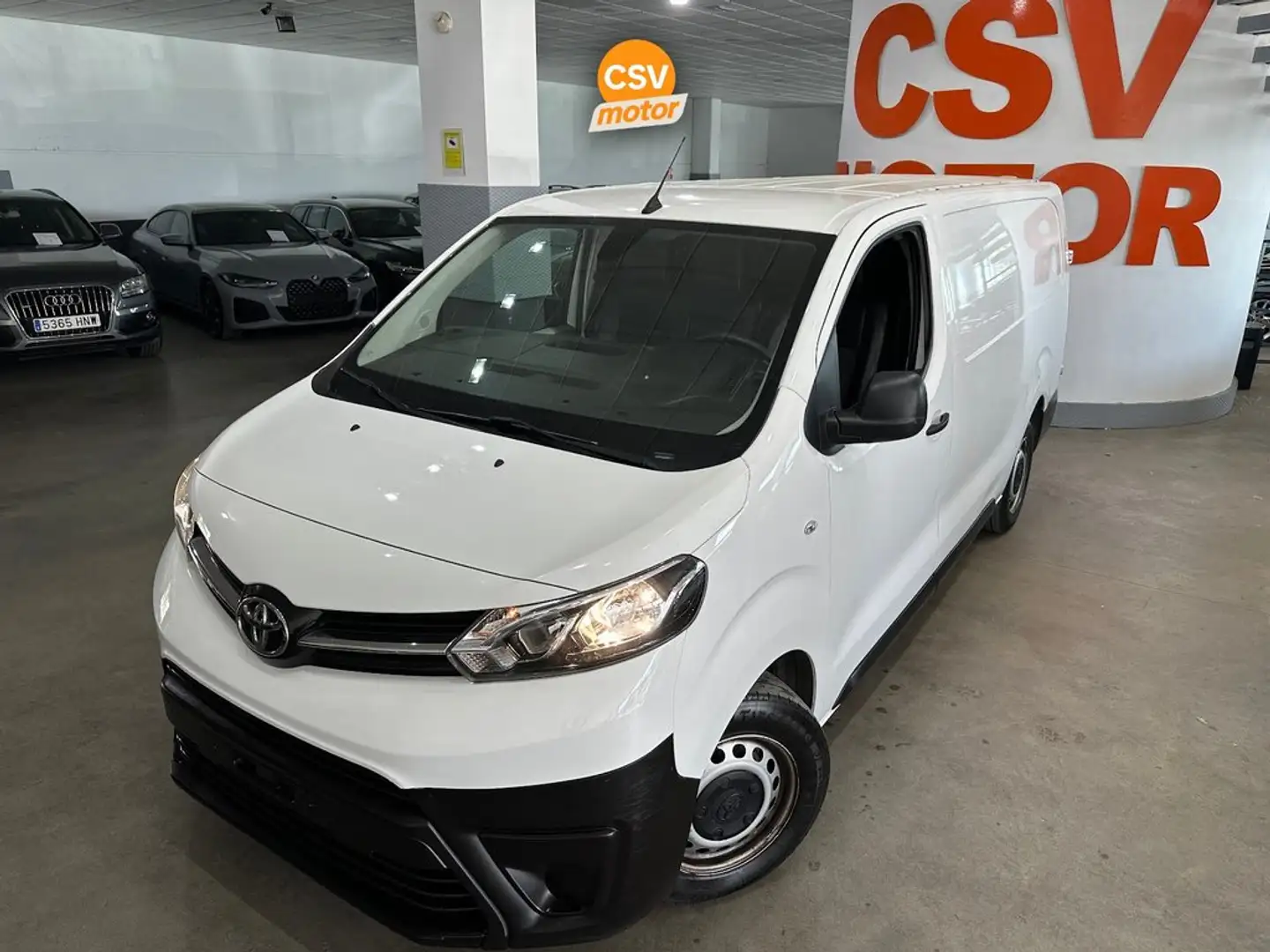 Toyota Proace 2.0 BlueHDi 140 Business Shuttle - 1
