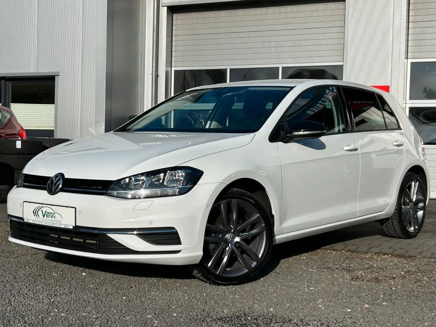 Volkswagen Golf VII Lim. IQ.DRIVE*SHZ*TWA*ACC*SHA*AppCo*PDC Blanco - 1