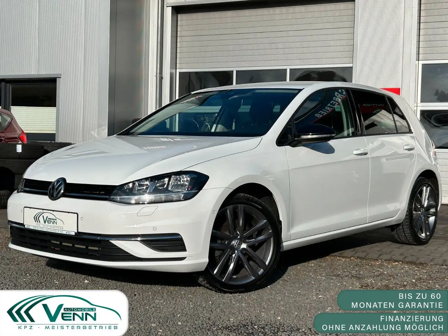 Volkswagen Golf VII Lim. IQ.DRIVE*SHZ*TWA*ACC*SHA*AppCo*PDC Weiß - 1