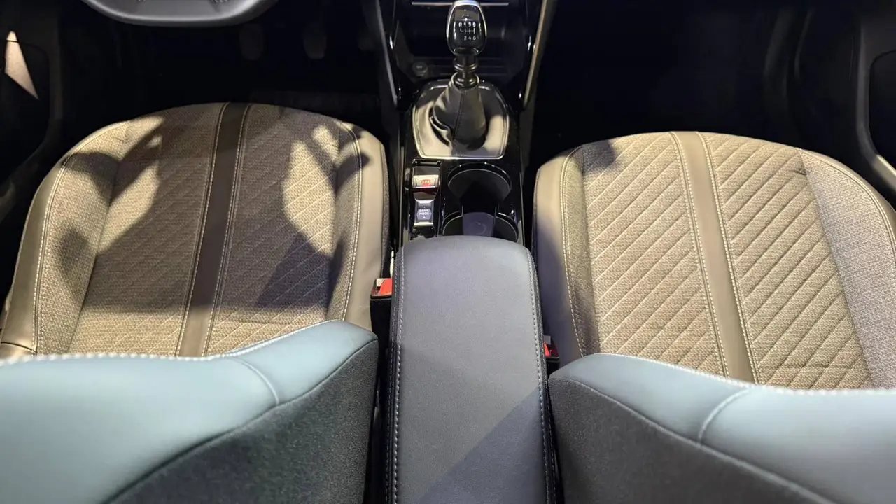 Peugeot 2008 1.2 puretech Allure *PREZZO REALE NO VINCOLI*, миниатюра 21