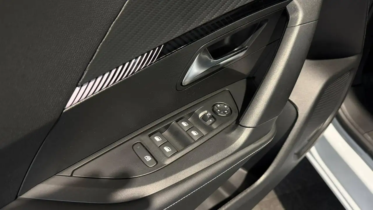 Peugeot 2008 1.2 puretech Allure *PREZZO REALE NO VINCOLI*, миниатюра 14