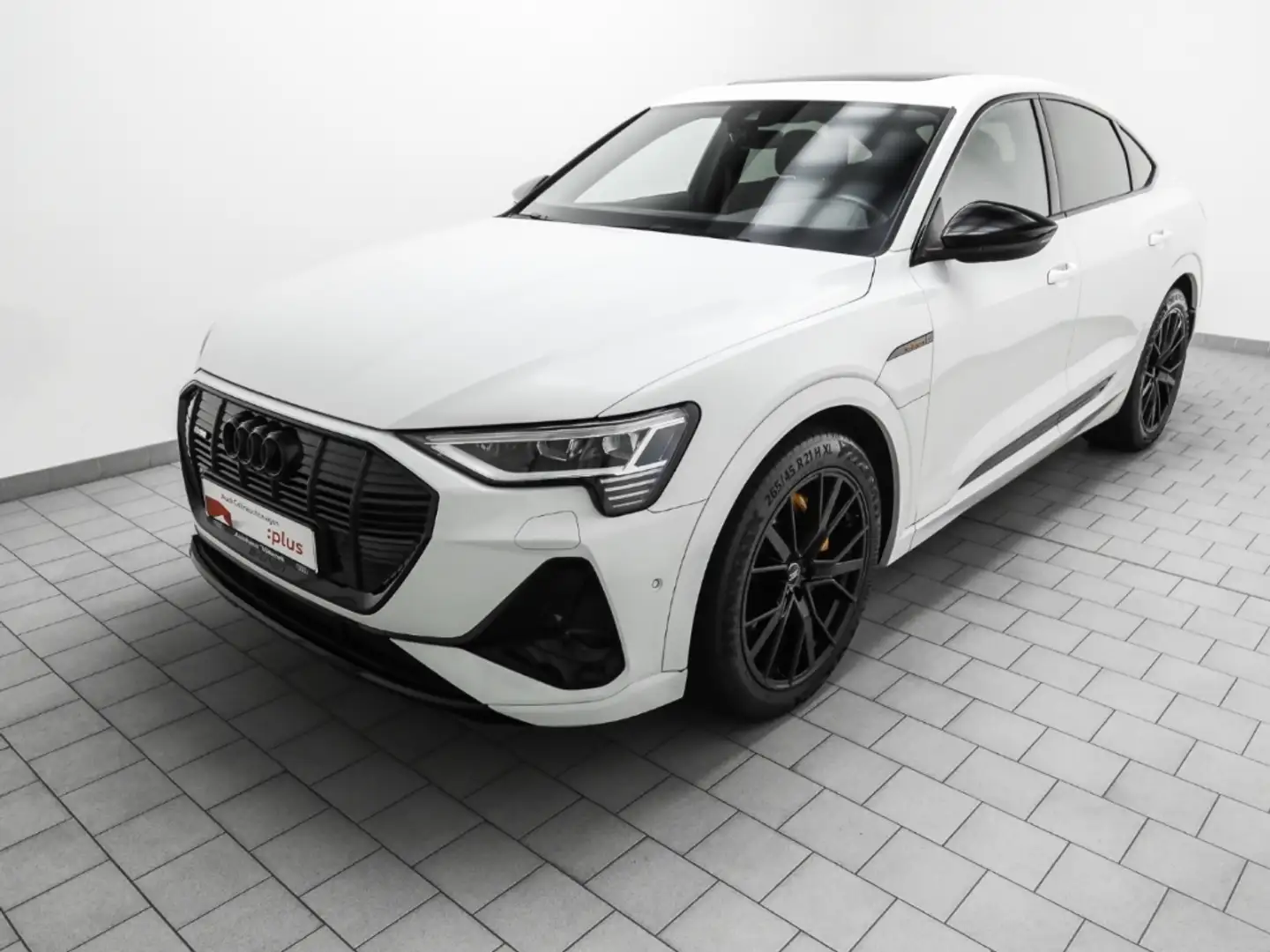 Audi e-tron Sportback 55 quattro S line Black Edition Pano AHK Weiß - 2