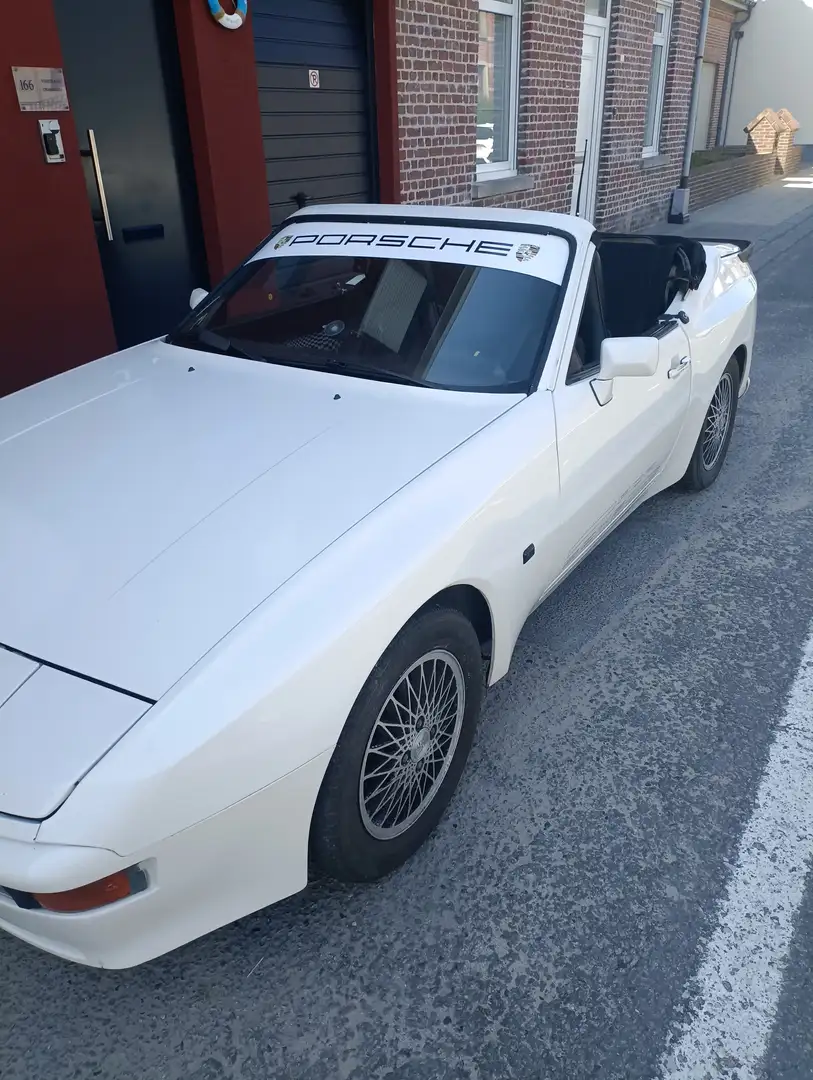 Porsche Porsche 924 Bieber naar 944 Білий - 1