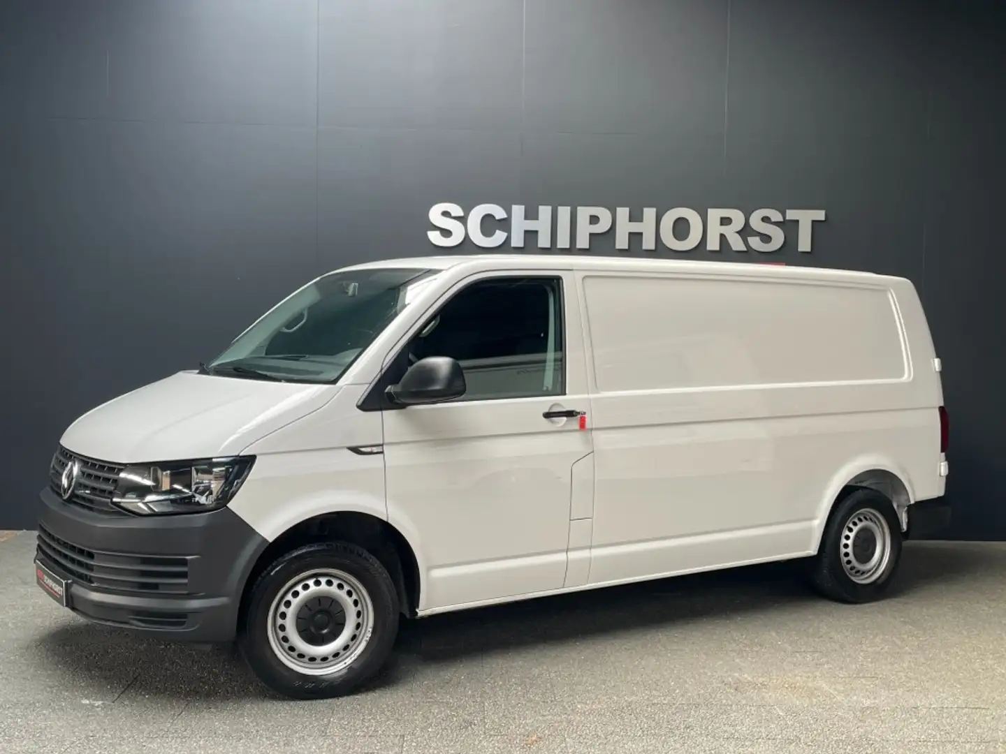 Volkswagen T6 Transporter T6 150pk L2H1 Deurtjes comfort pakket  trekhaak bp Bianco - 2