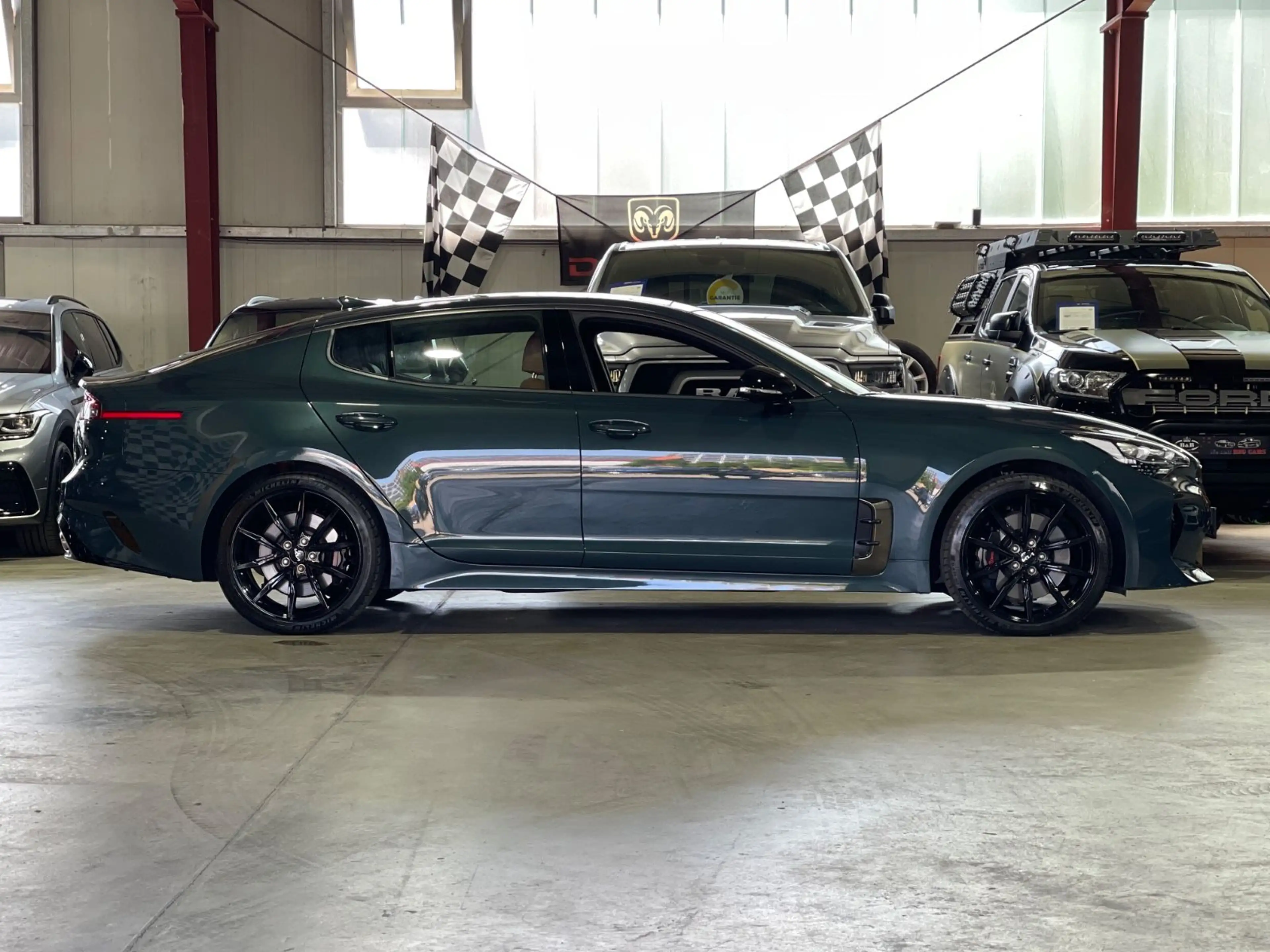 Kia Stinger 3.3 T-GDI AWD+TRIBUTE+PANO+360°+BOSE+GARANTIE — photo 9