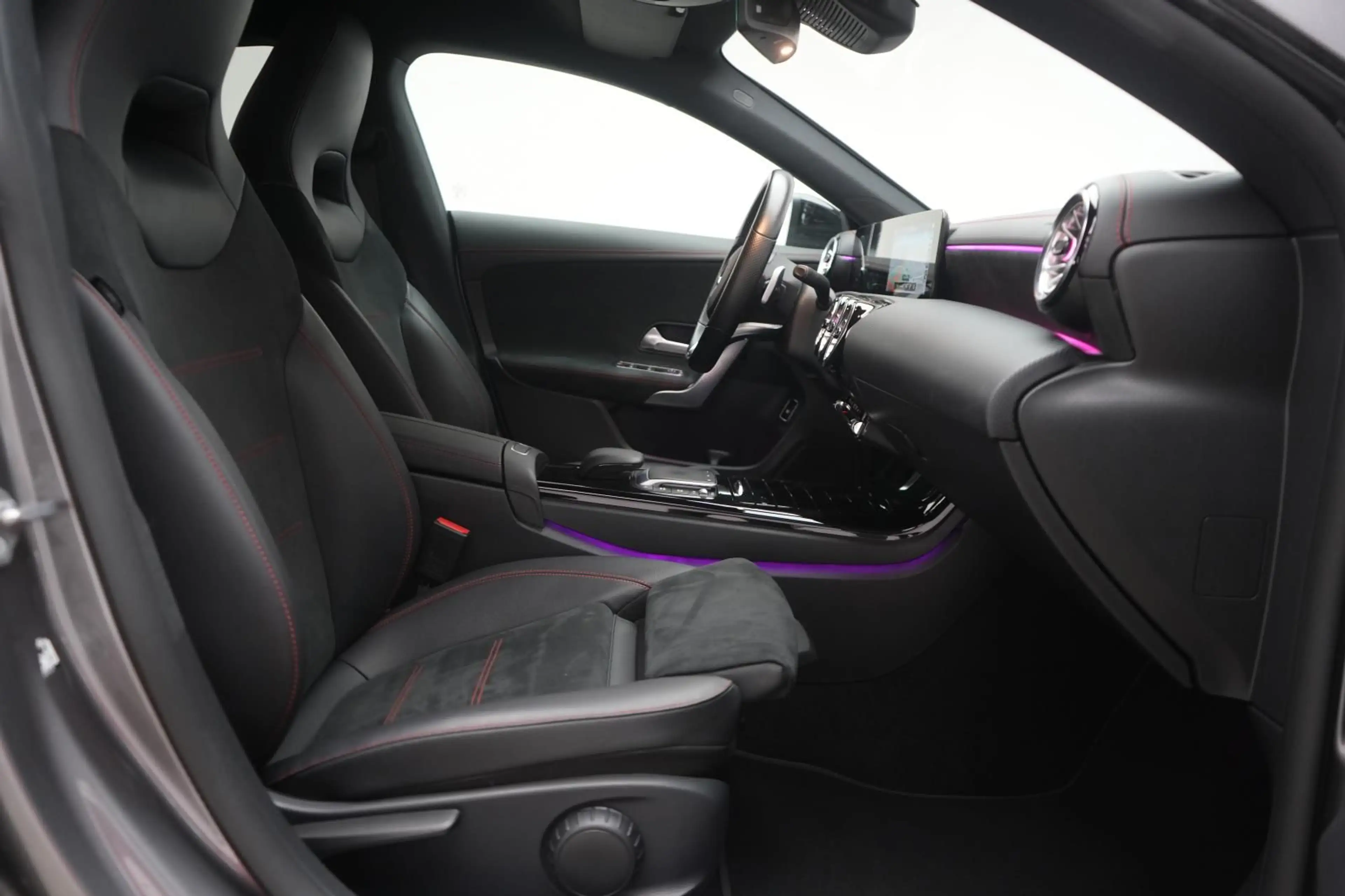 Mercedes-Benz CLA 220 d 8G-DCT AMG Line — photo 6