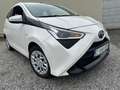 Toyota Aygo 1.0i VVT-i x-play II !!!7851€ Netto!!! White - thumbnail 1