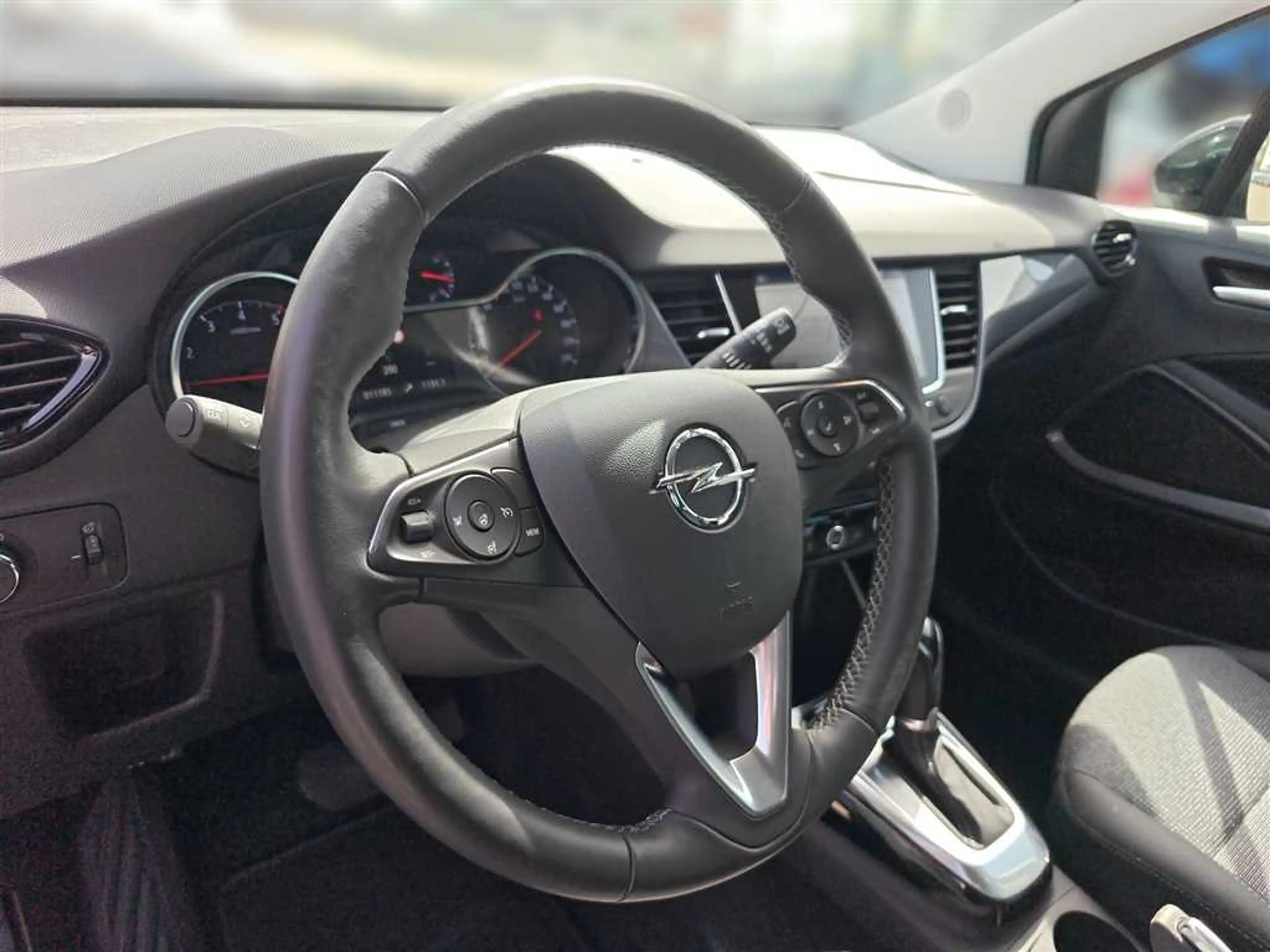 Opel Crossland X 1.2 Elegance mit RFK Lenkradheizung Android Auto — photo 10