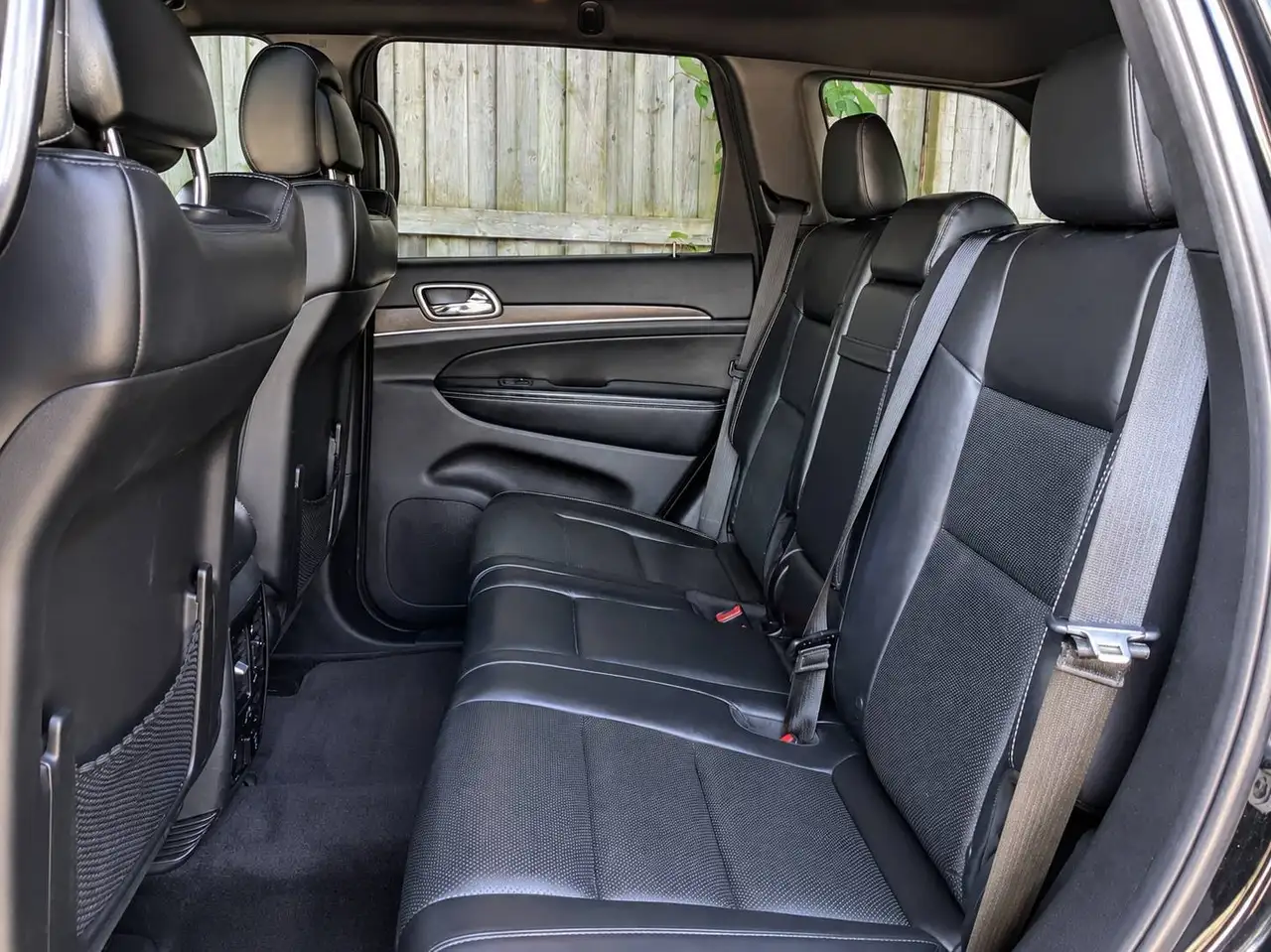 Jeep Grand Cherokee photo Jeep Grand Cherokee