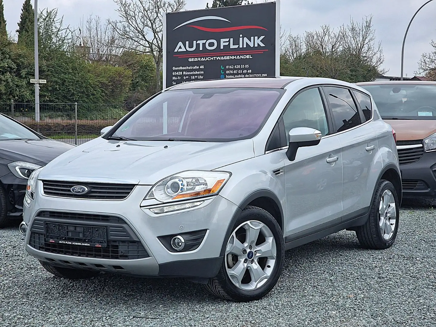 Ford Kuga Titanium 4x4 (1.HAND/RFK/SHZ/PANO/SHEFT) Silber - 1