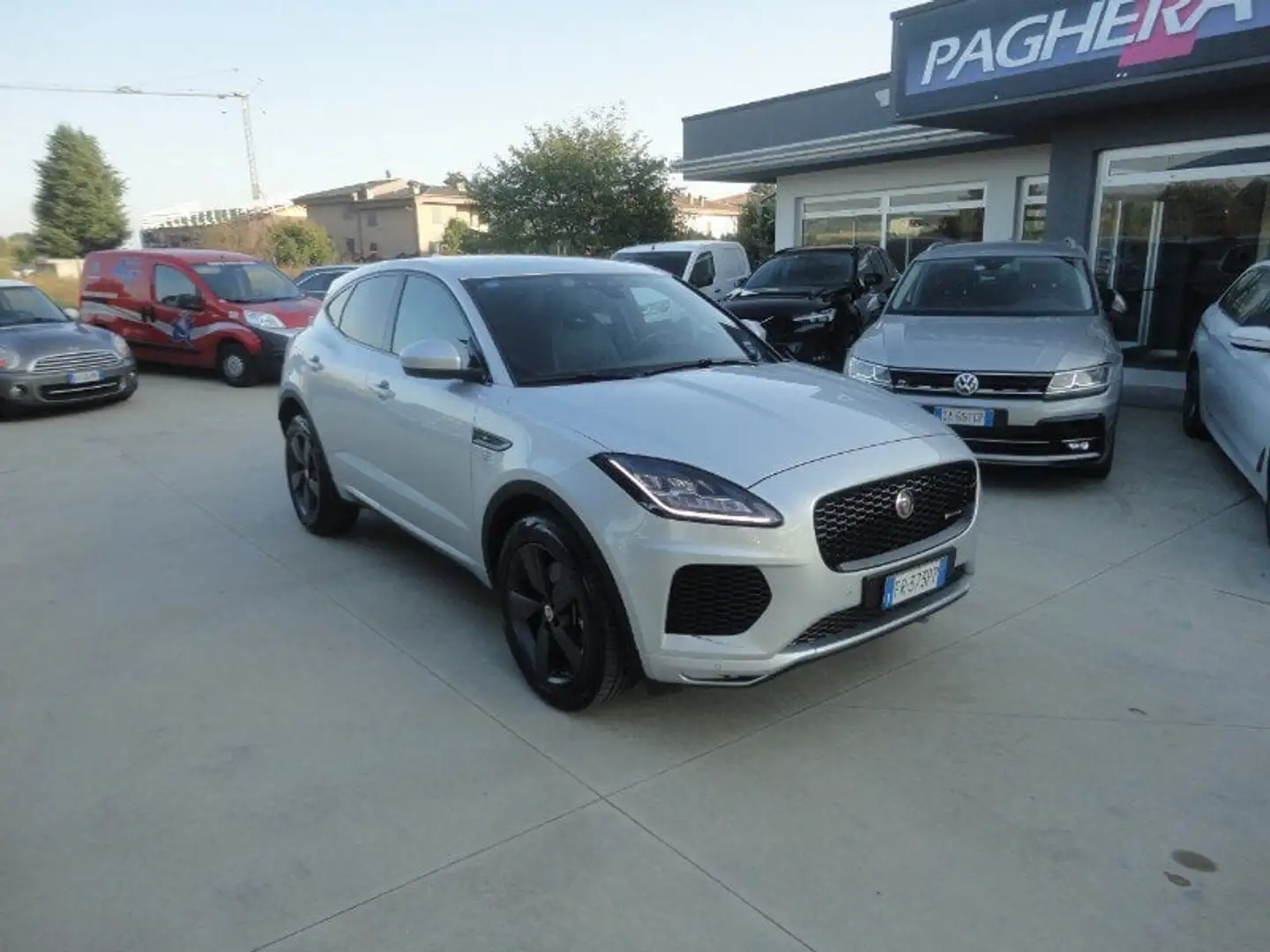 Jaguar E-Pace E-Pace 2.0 249 CV AWD aut. R-Dynamic S Ezüst - 1