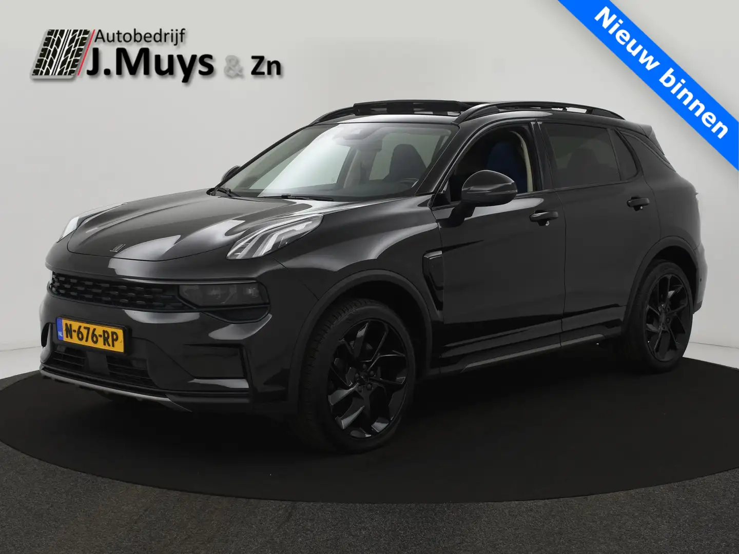 Lynk & Co 01 1.5 PHEV 262PK BLACKEDITION TREKH|PANODAK|MEMORYST Noir - 1