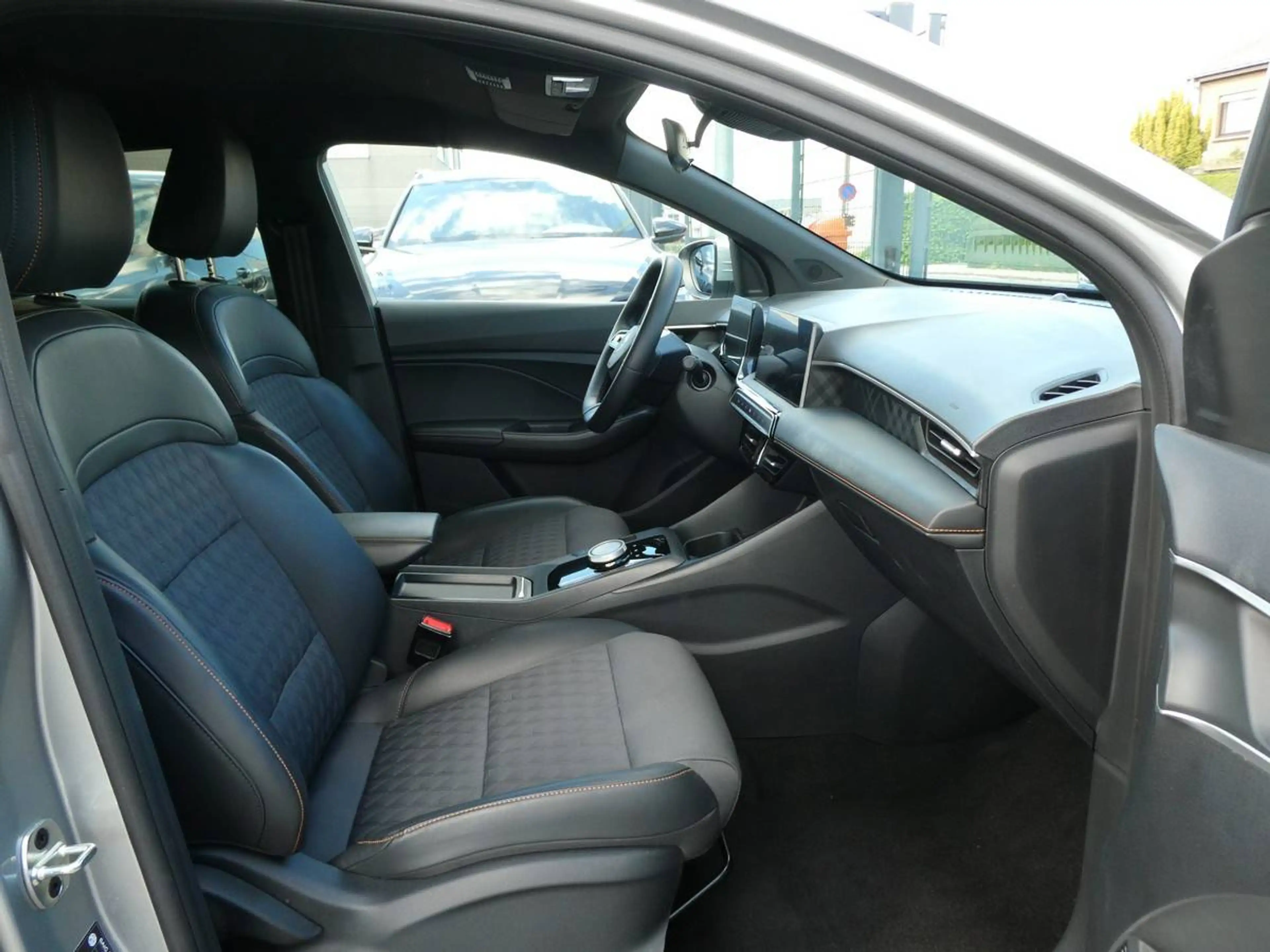 MG MG3 1.5 Hybrid+ 195pk Luxury Luxe 360 Cam BLIS ACC Leder '25 21000km (55092) — photo 8