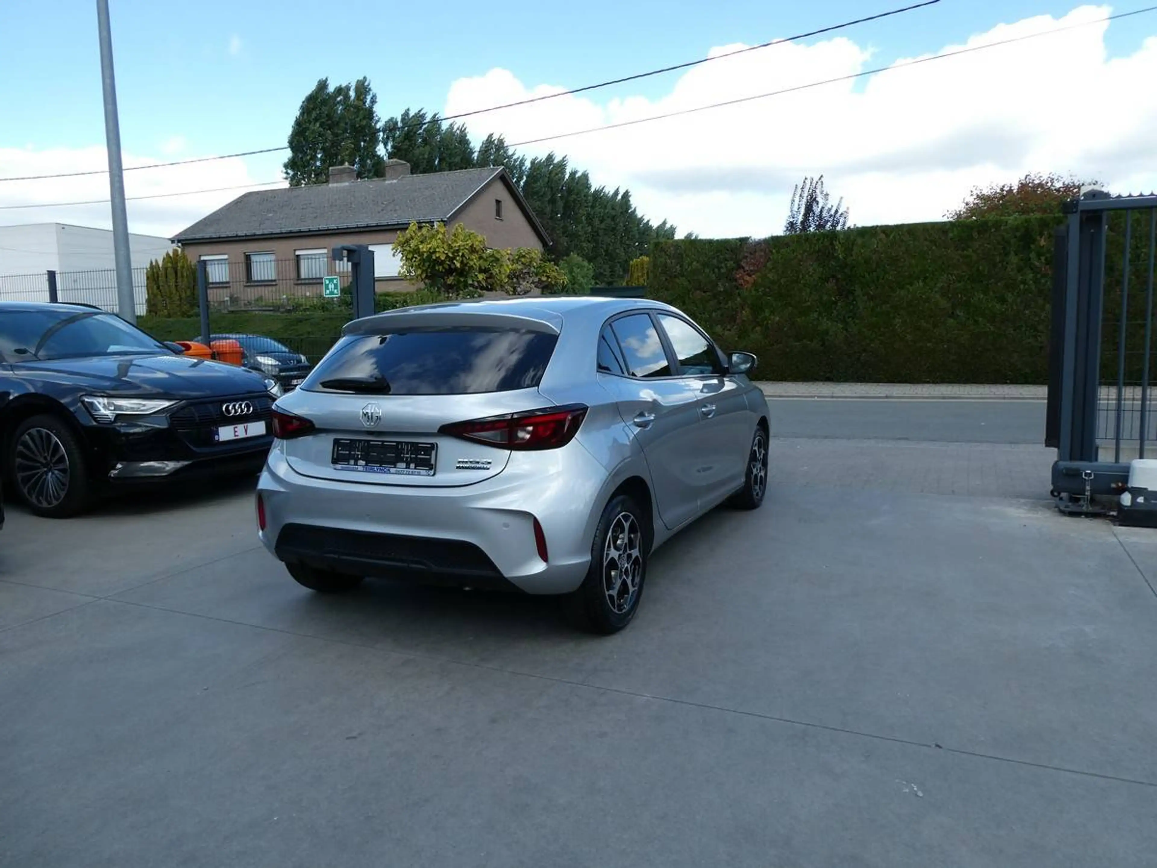 MG MG3 1.5 Hybrid+ 195pk Luxury Luxe 360 Cam BLIS ACC Leder '25 21000km (55092) — photo 5