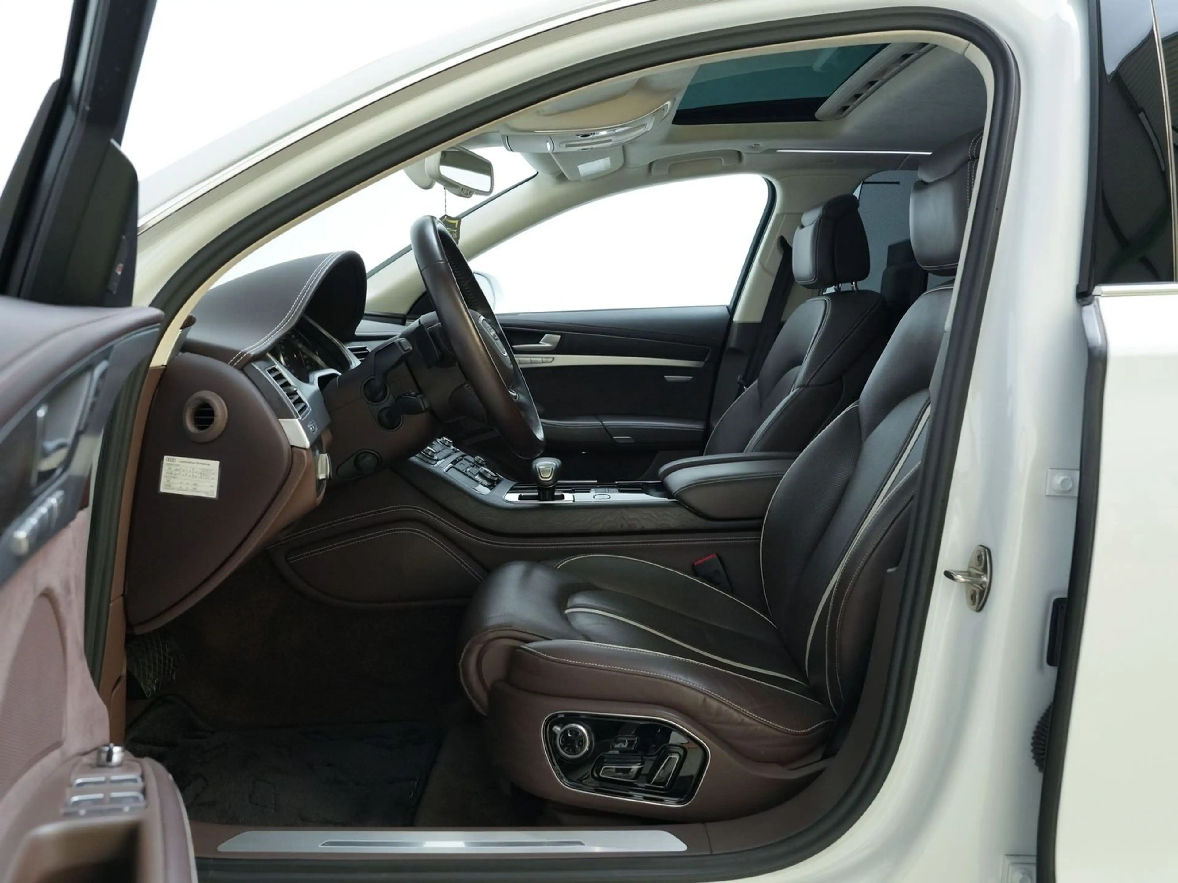 Audi A8 4.0 L Quattro*Voll*CHAUFFER*SELECTION*SOFT — photo 8