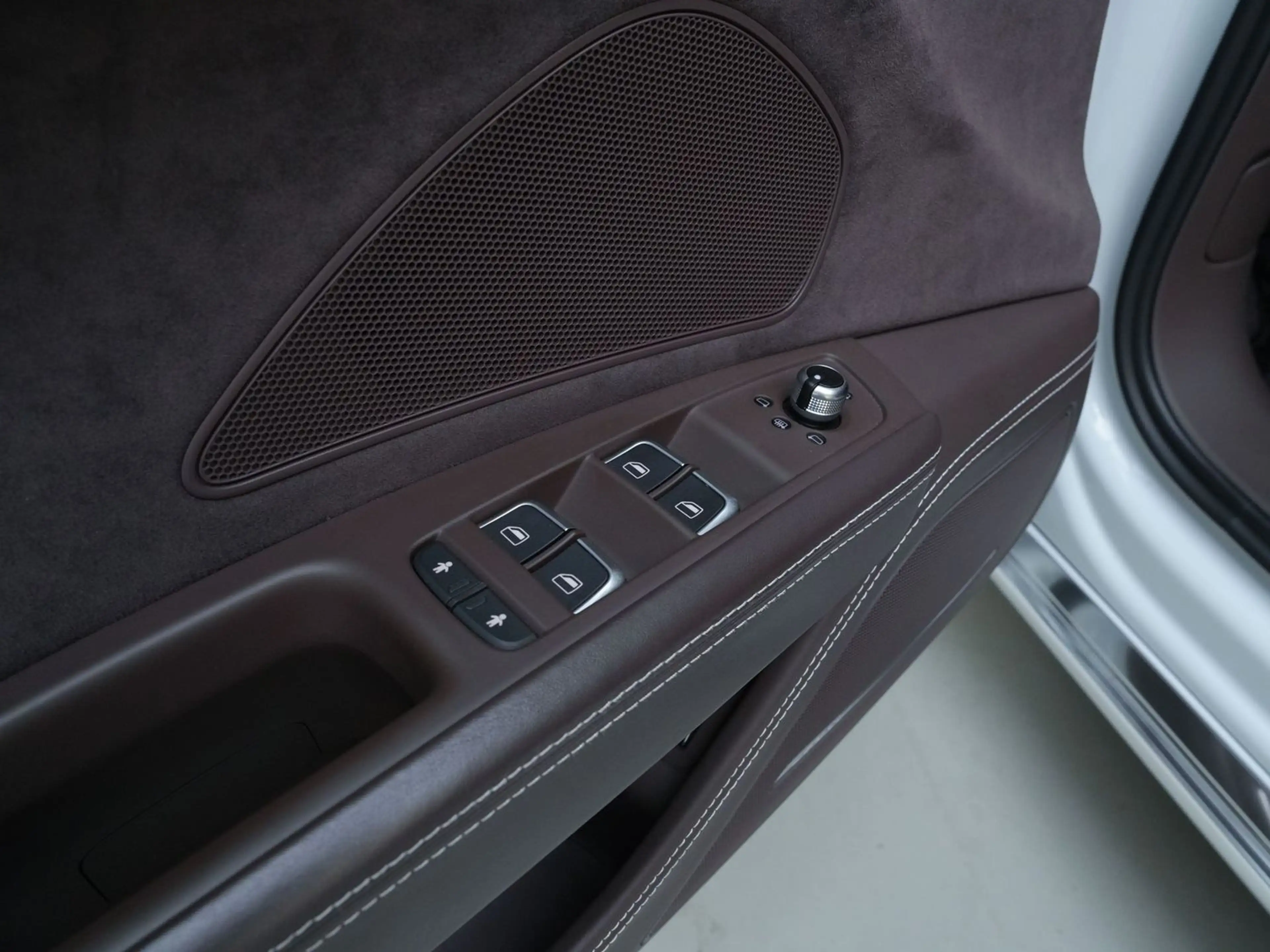 Audi A8 4.0 L Quattro*Voll*CHAUFFER*SELECTION*SOFT — photo 12