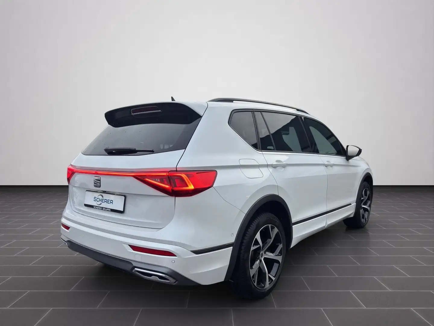 SEAT Tarraco FR 1.4 TSI e-Hybrid AHK KAM NAVI CARPLAY Weiß - 2