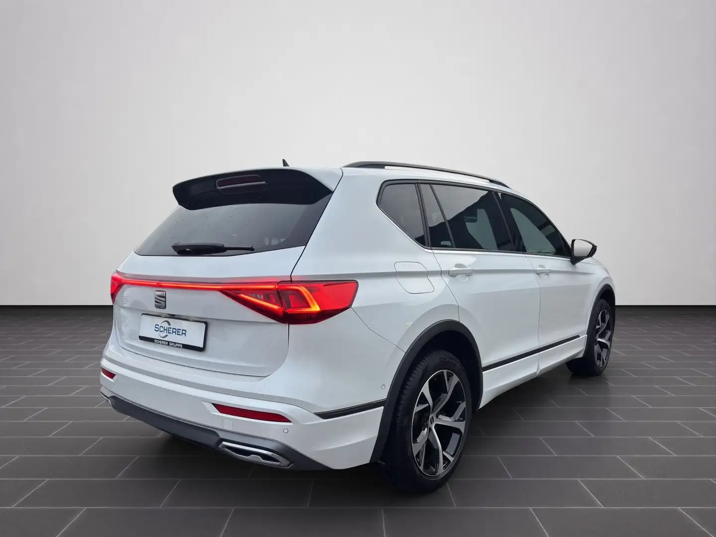 SEAT Tarraco FR 1.4 TSI e-Hybrid AHK KAM NAVI CARPLAY Weiß - 2