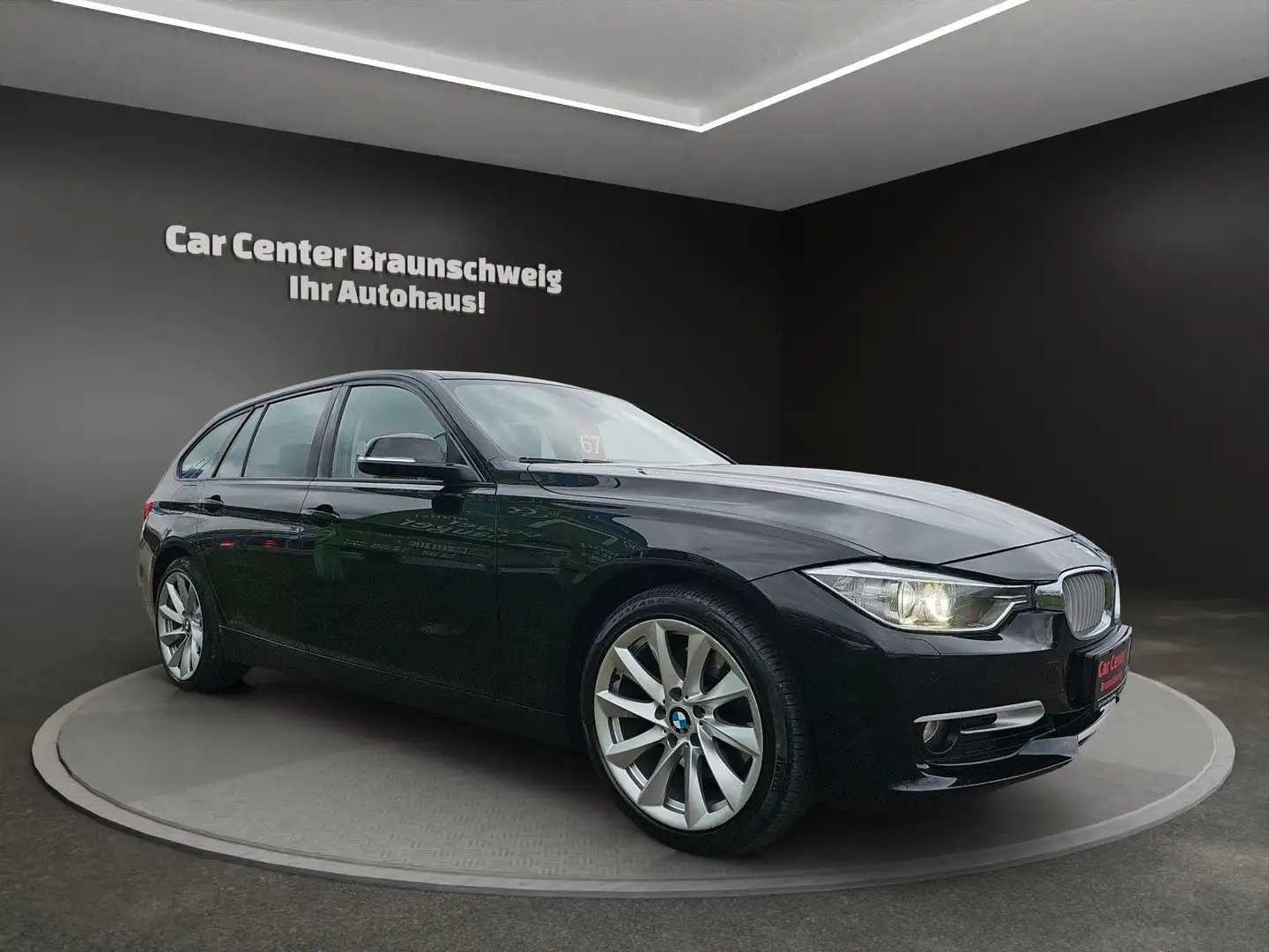 BMW 330 d Touring Modern Line Automatik Schwarz - 2