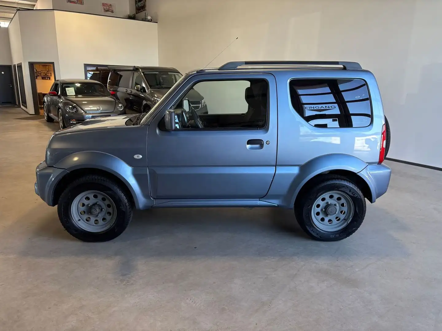 Suzuki Jimny Ranger Blau - 2