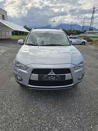 2.2 DI-D 4WD Motion