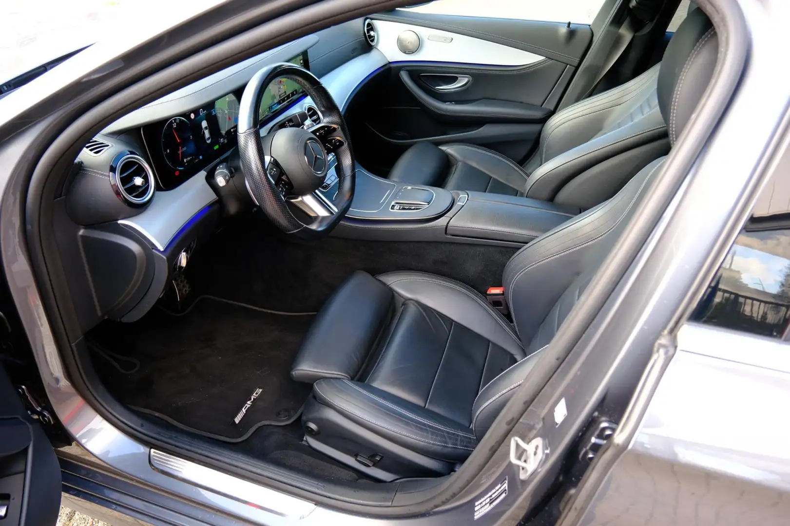 Mercedes-Benz E 300 de AMG Aut. Leder|LED|Navi|Lanekeeping|Adapt.Cruis Grijs - 2