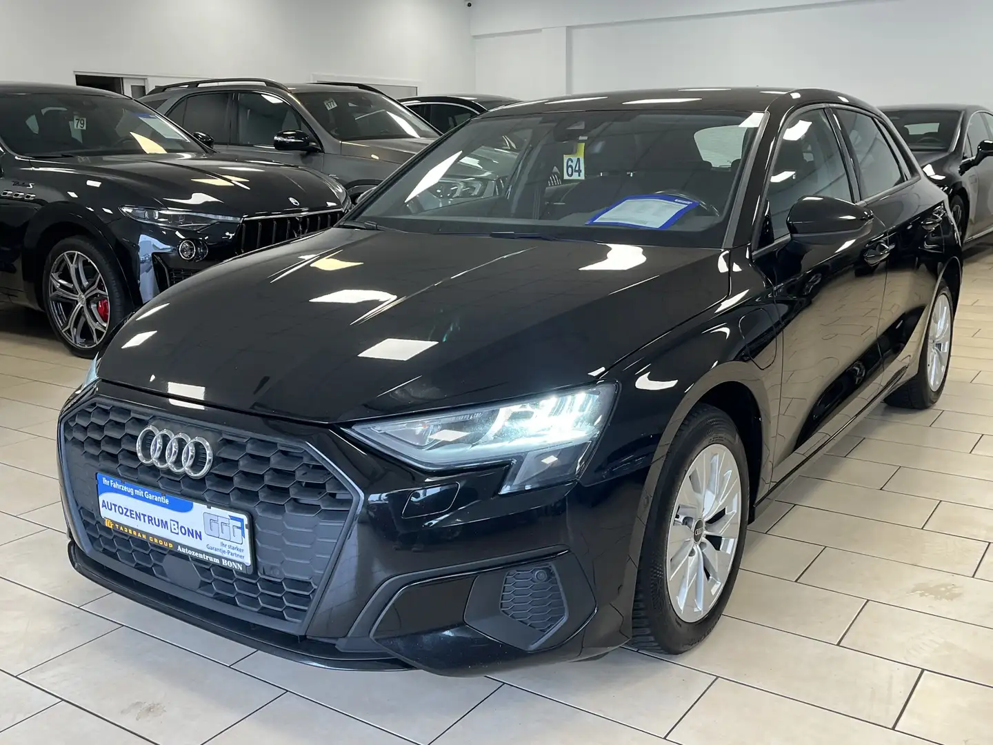 Audi A3 40 TFSI e*Sportback*Navi*LED*PDC*KlimaAuto* Noir - 1