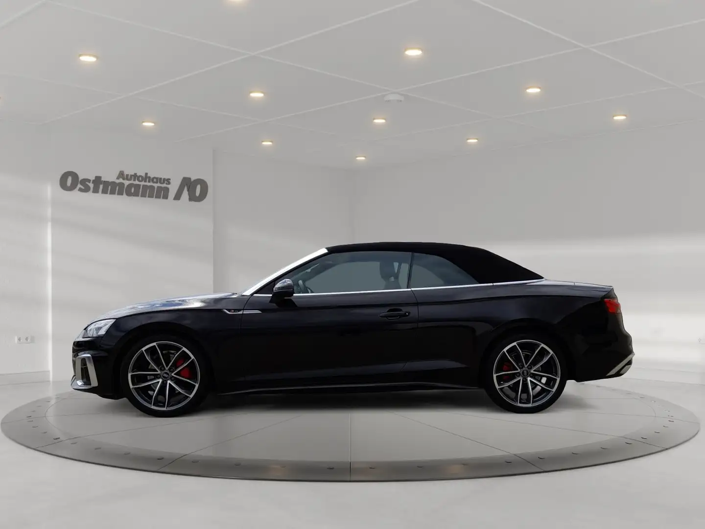 Audi A5 Cabriolet 40 TFSI S-Line Matrix Navi 19'' Zwart - 2