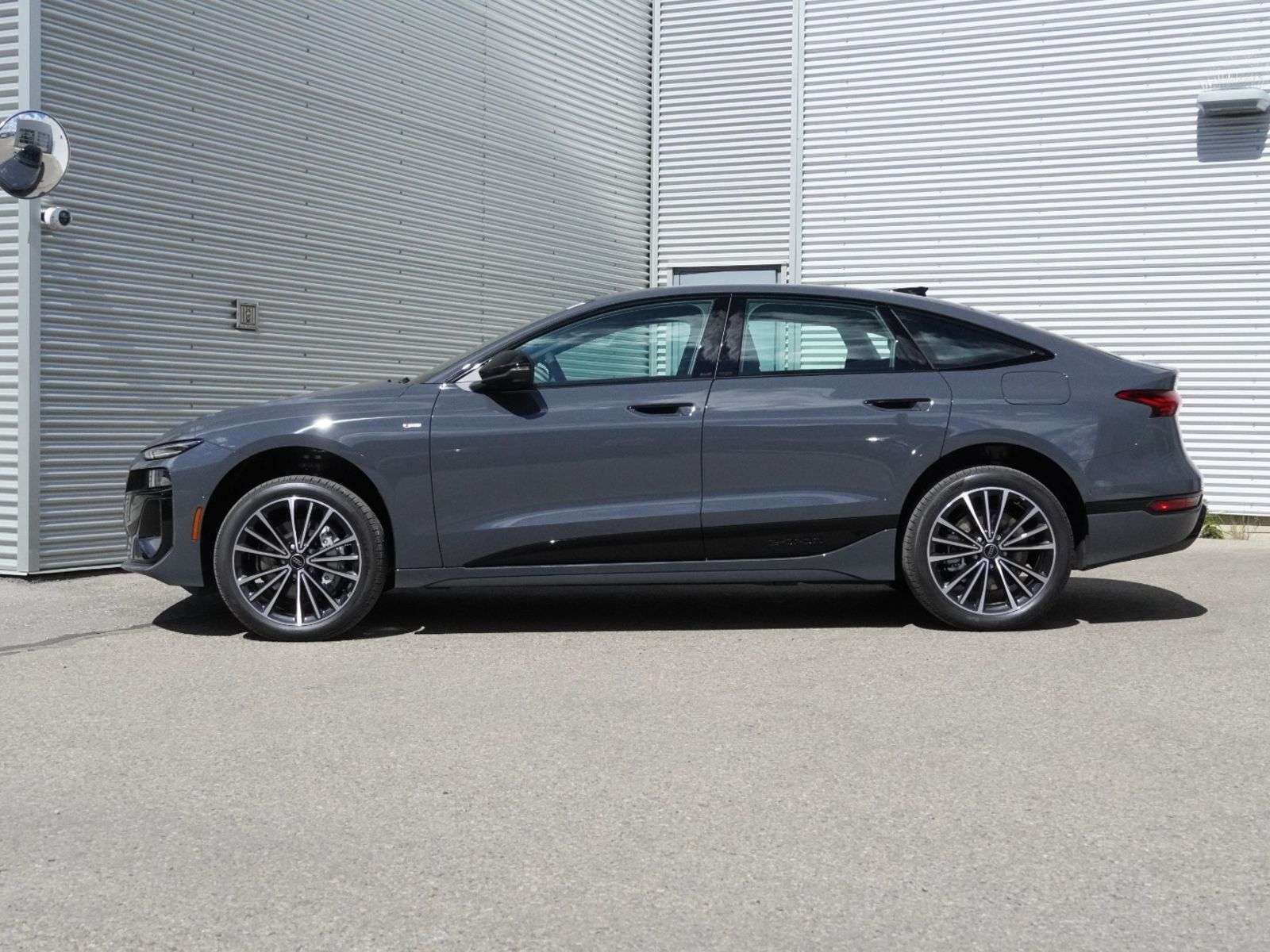 2025 Audi A6 e-tron $30,000 DEMO SAVINGS | e-tron Quattro — снимка 1