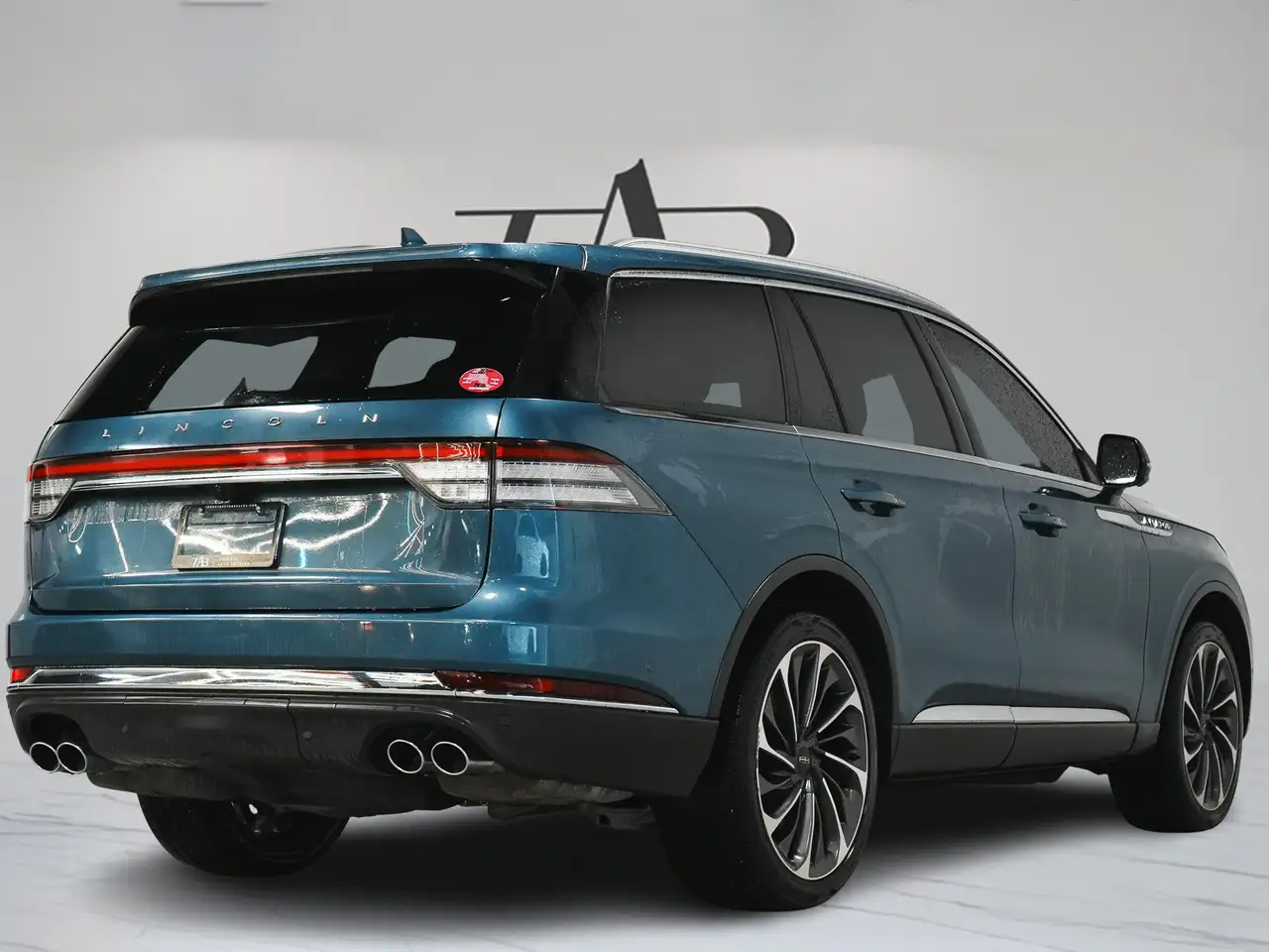 Lincoln Aviator снимка Lincoln Aviator