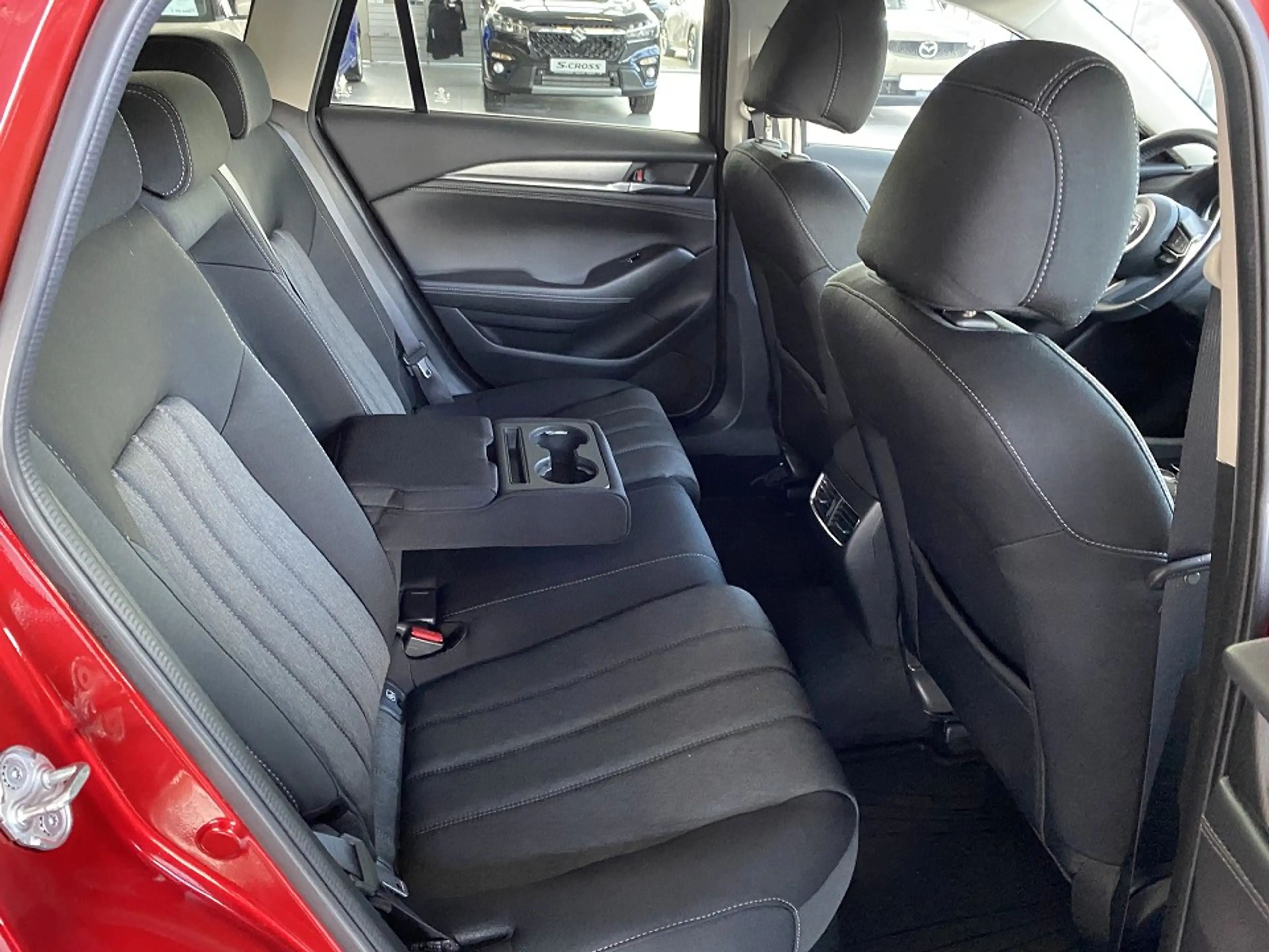 Mazda 6 Kombi 2.2 Exclusive LED NAVI KAM 360* — photo 6