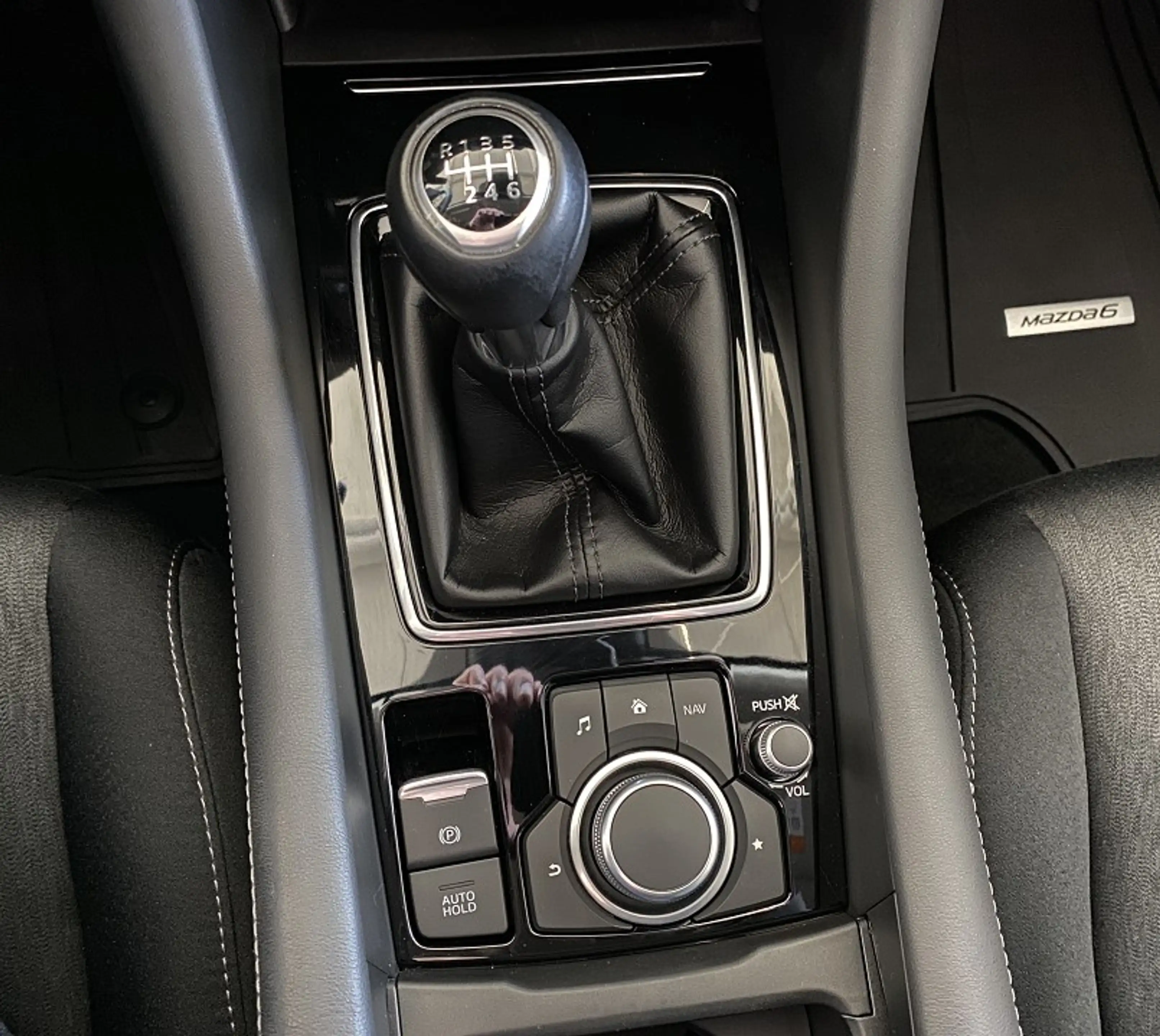 Mazda 6 Kombi 2.2 Exclusive LED NAVI KAM 360* — photo 9