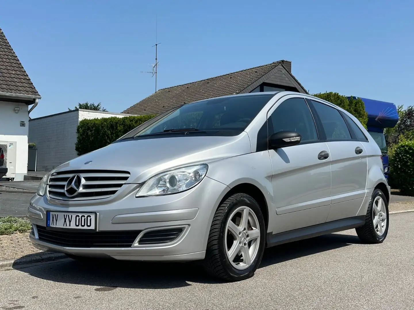 Mercedes-Benz B 180 cdi, 212tkm, TÜV neu bis 6/27 Zilver - 1