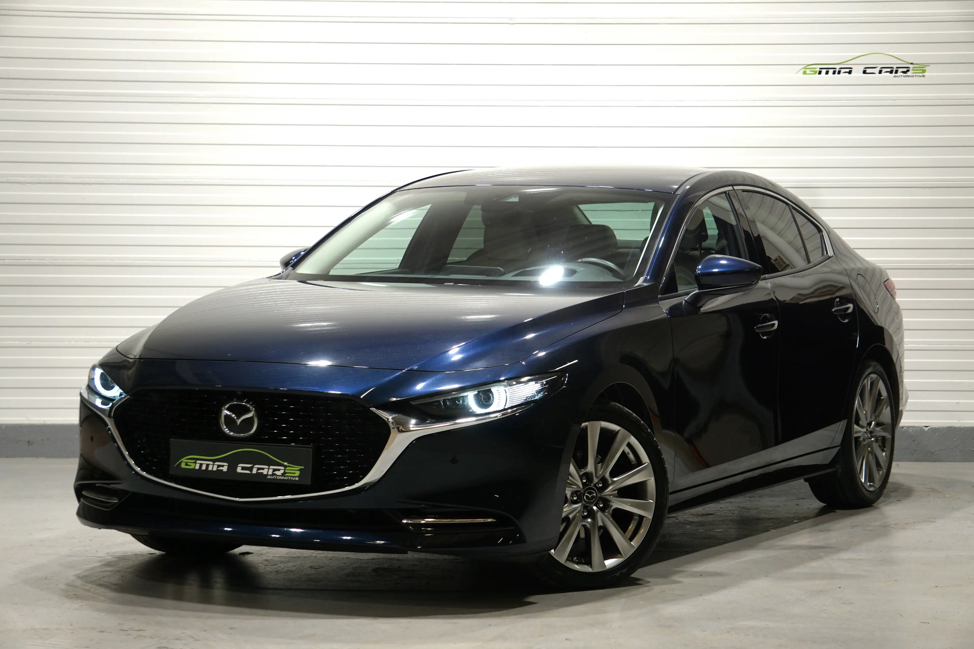 Mazda 3 2.0i e-Skyactiv-X Skydrive Benzine Aut-Head Up-Navi-Leder-Led-360c-Garantie