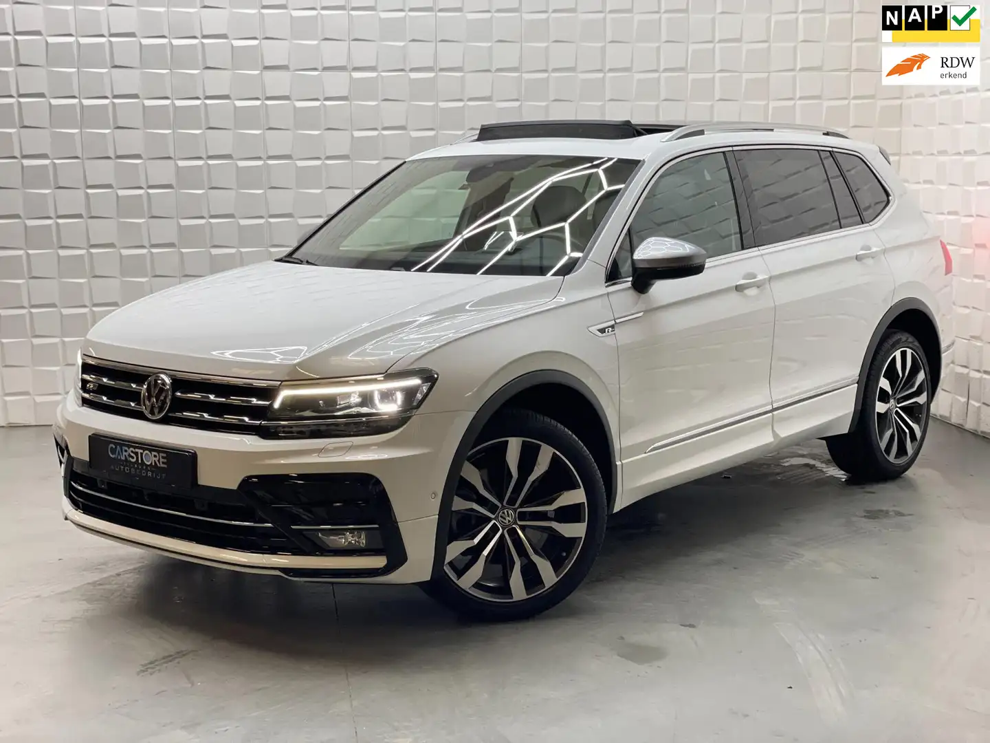 Volkswagen Tiguan Allspace 2.0 TSI 4Motion 3x R LINE VIRTUAL Wit - 1