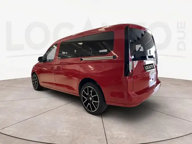 Volkswagen Caddy view 5