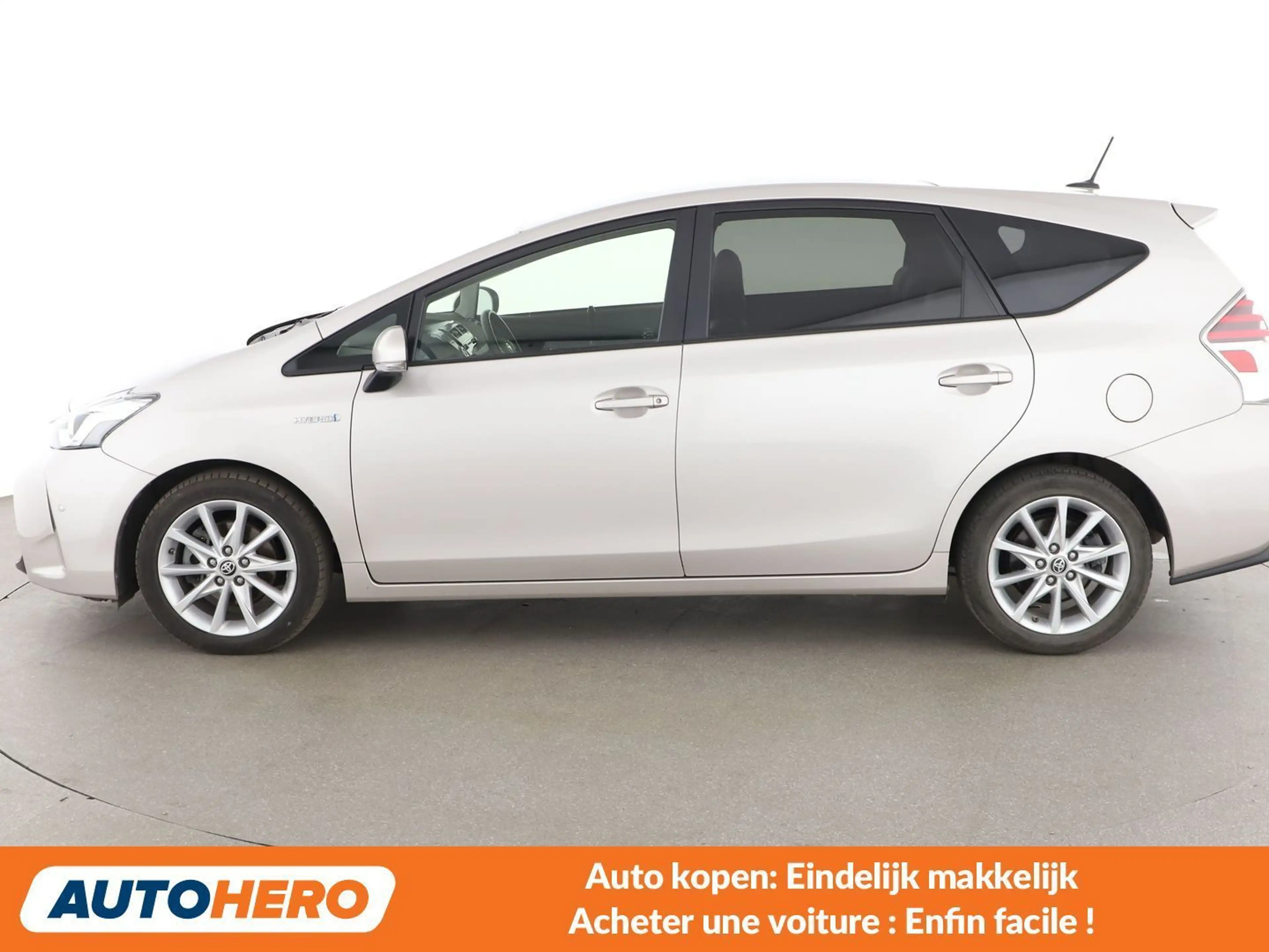 Toyota Prius+ 1.8 Hybrid Dynamic — photo 3