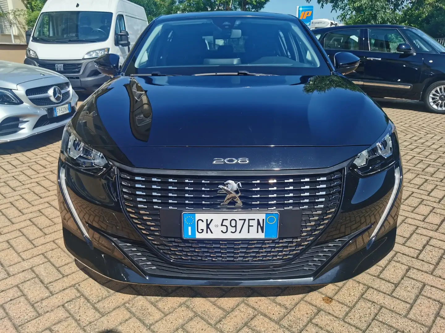 Peugeot 208 1.2 puretech Active Noir - 1