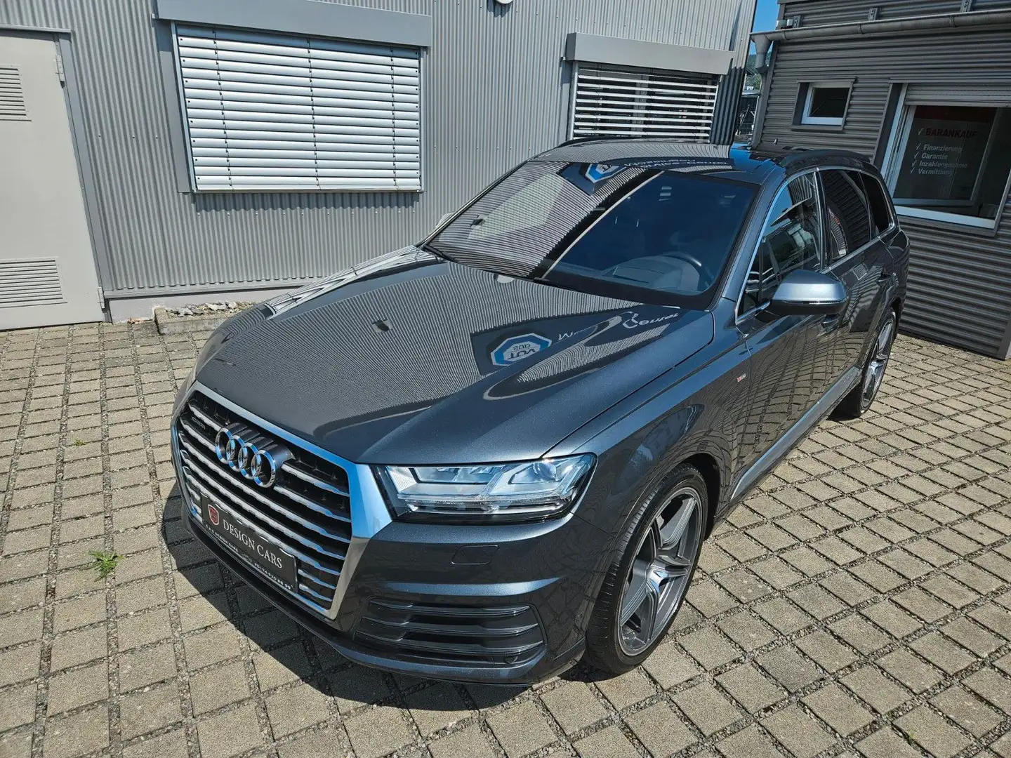 Audi Q7 3.0 TDI S Line Virt Nachts HuP Stand  22 Zoll Grau - 1