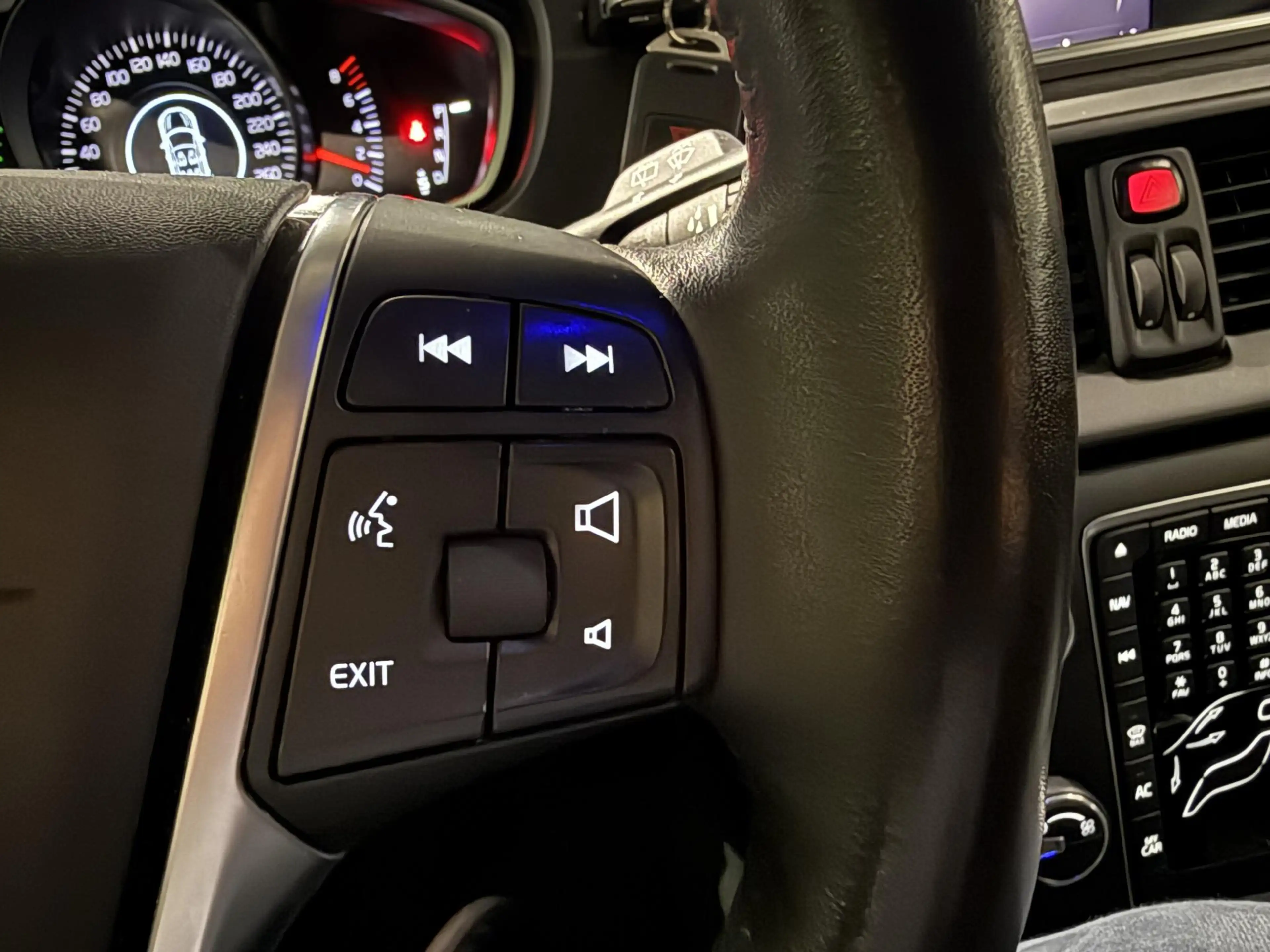 Volvo V40 1.5 T2 Polar automaat navigatie — photo 17