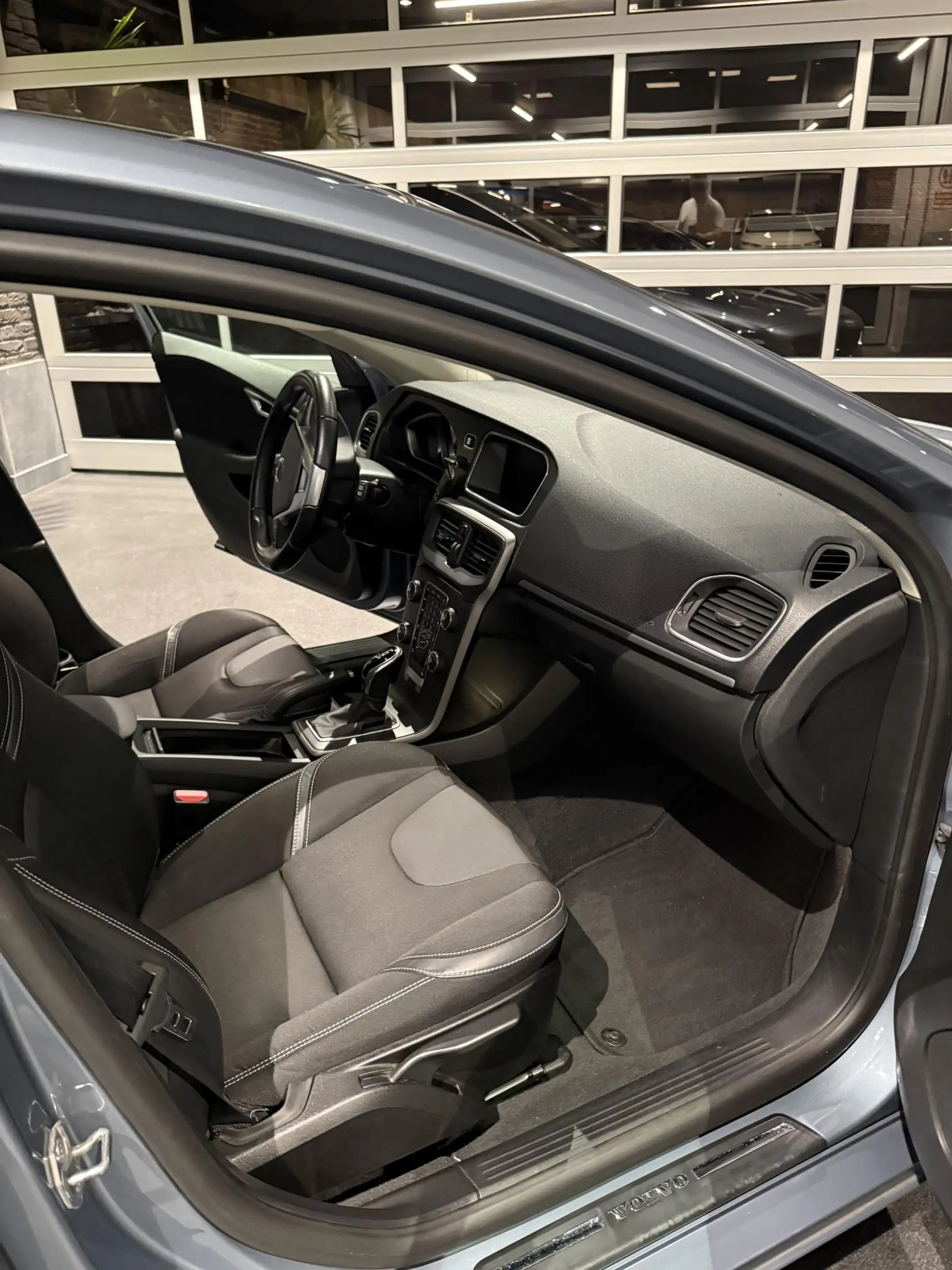 Volvo V40 1.5 T2 Polar automaat navigatie — photo 6