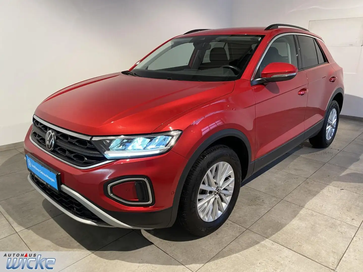 Volkswagen T-Roc 1.0 TSI Life NAVI KLIMA LED LANE ASSIST PDC Rot - 2
