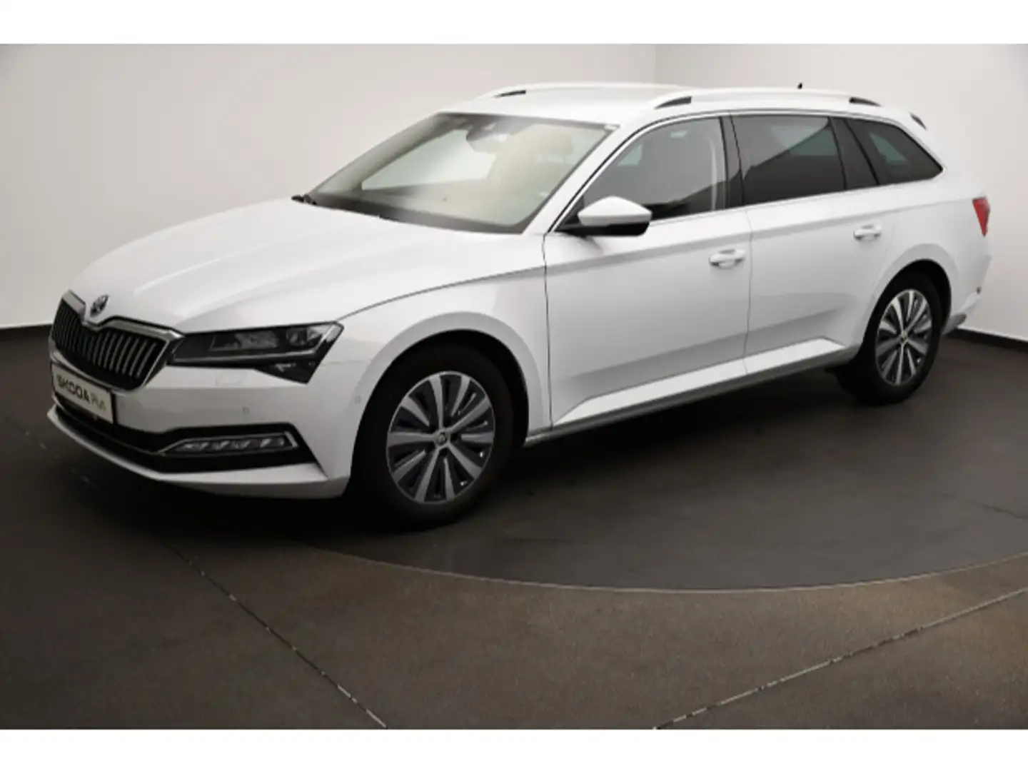 Skoda Superb 3 III Combi 1.5 TSI DSG Style Matrix/ACC Weiß - 2