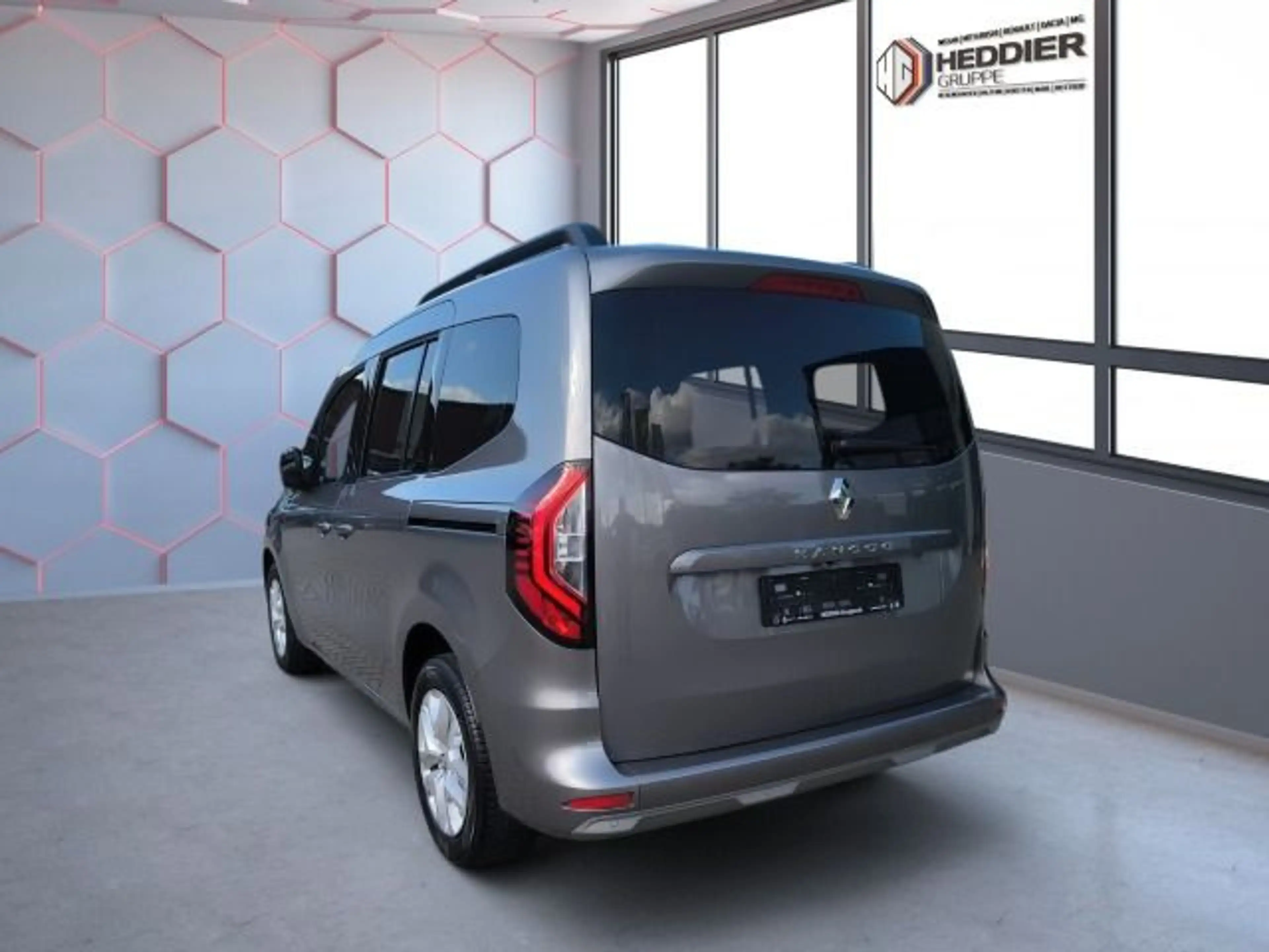 Renault Kangoo III 1.3 TCe130 Techno EDC Automatik*NAVI* — photo 4