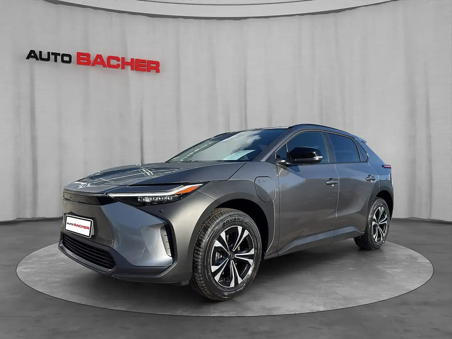 Toyota bZ4X BZ4X Allrad Elektro 71,4kWh Aut. Silber - 1