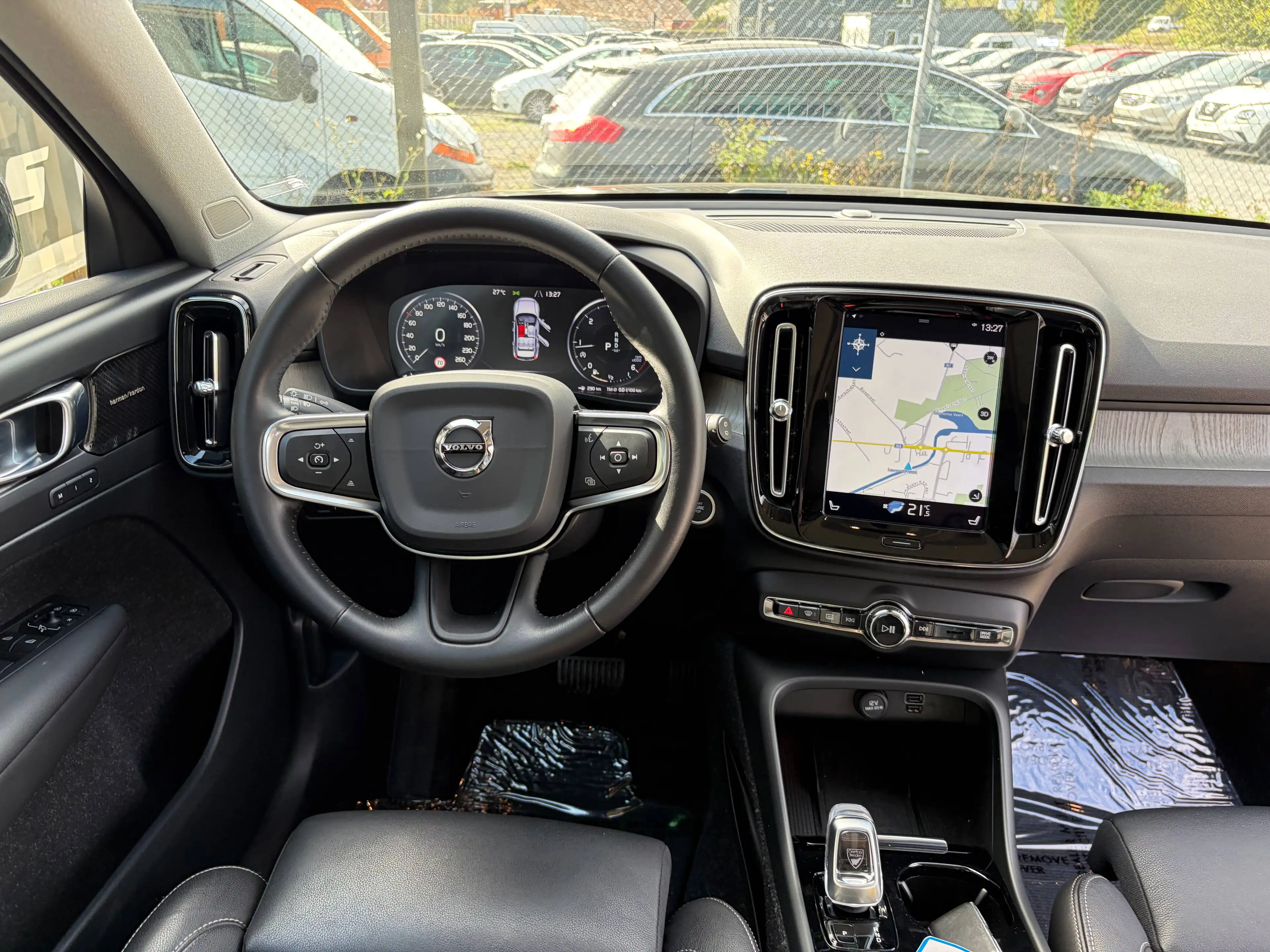 Volvo XC40 XC40 2.0 D4 AWD Inscription Geartronic — photo 13