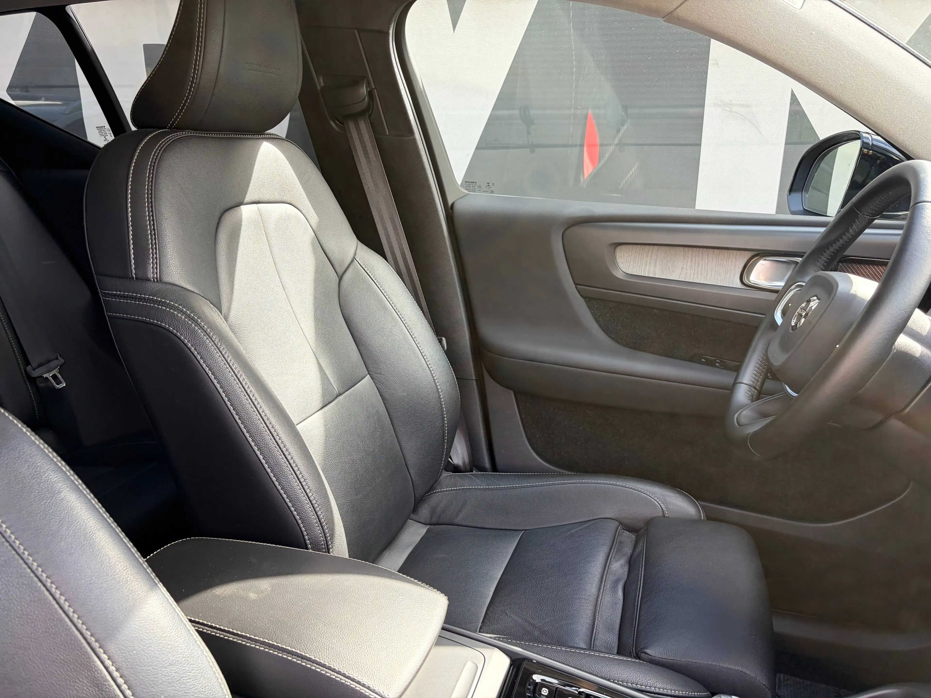 Volvo XC40 XC40 2.0 D4 AWD Inscription Geartronic — photo 9