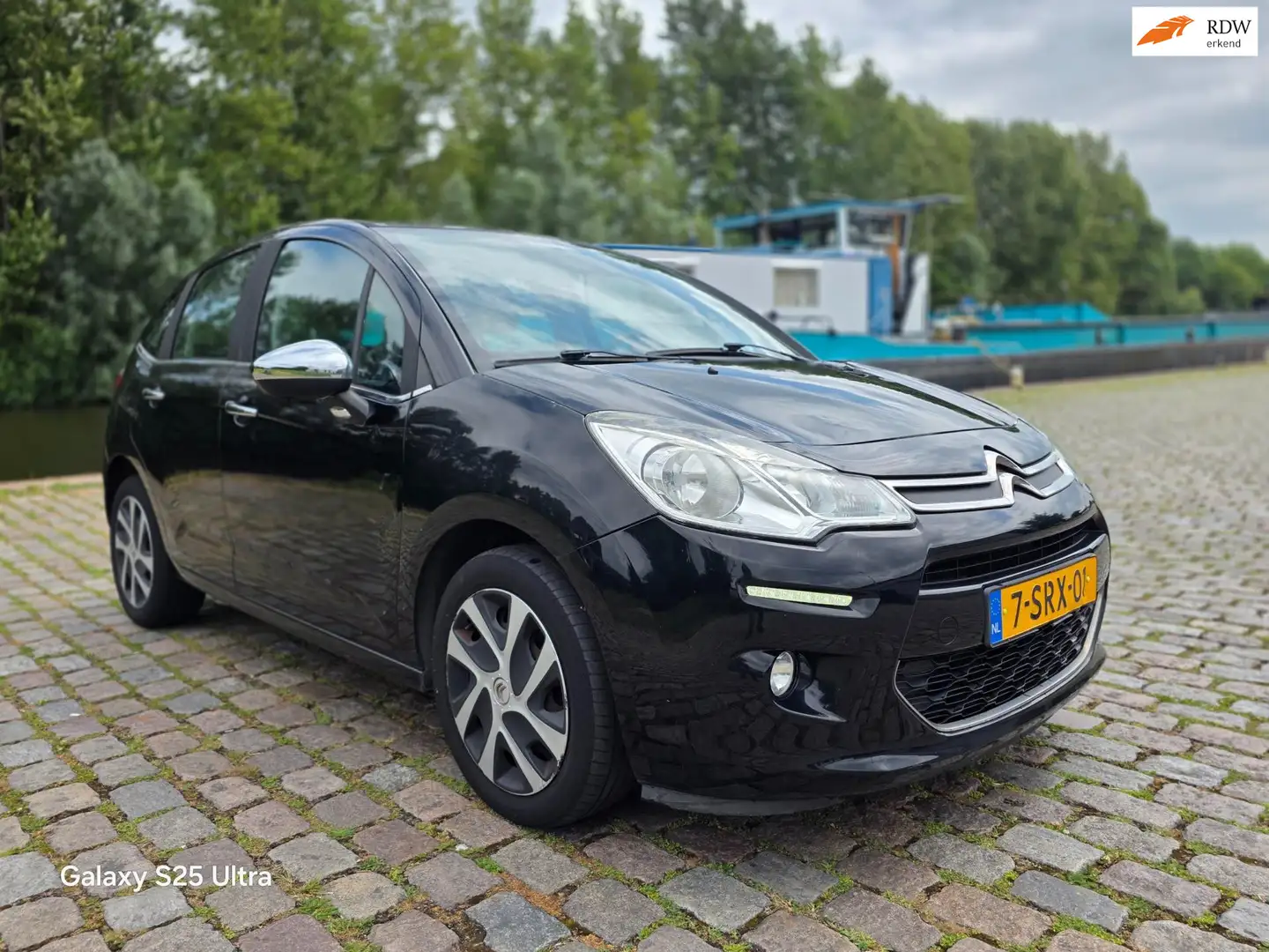 Citroen C3 1.2 VTi Collection airco cruis control cv op afs e Zwart - 1